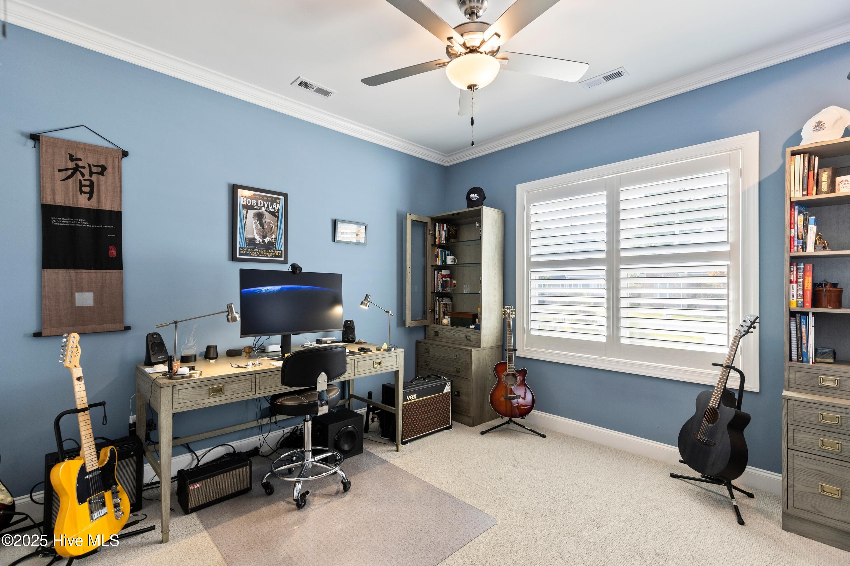 100558361 | Photo 36