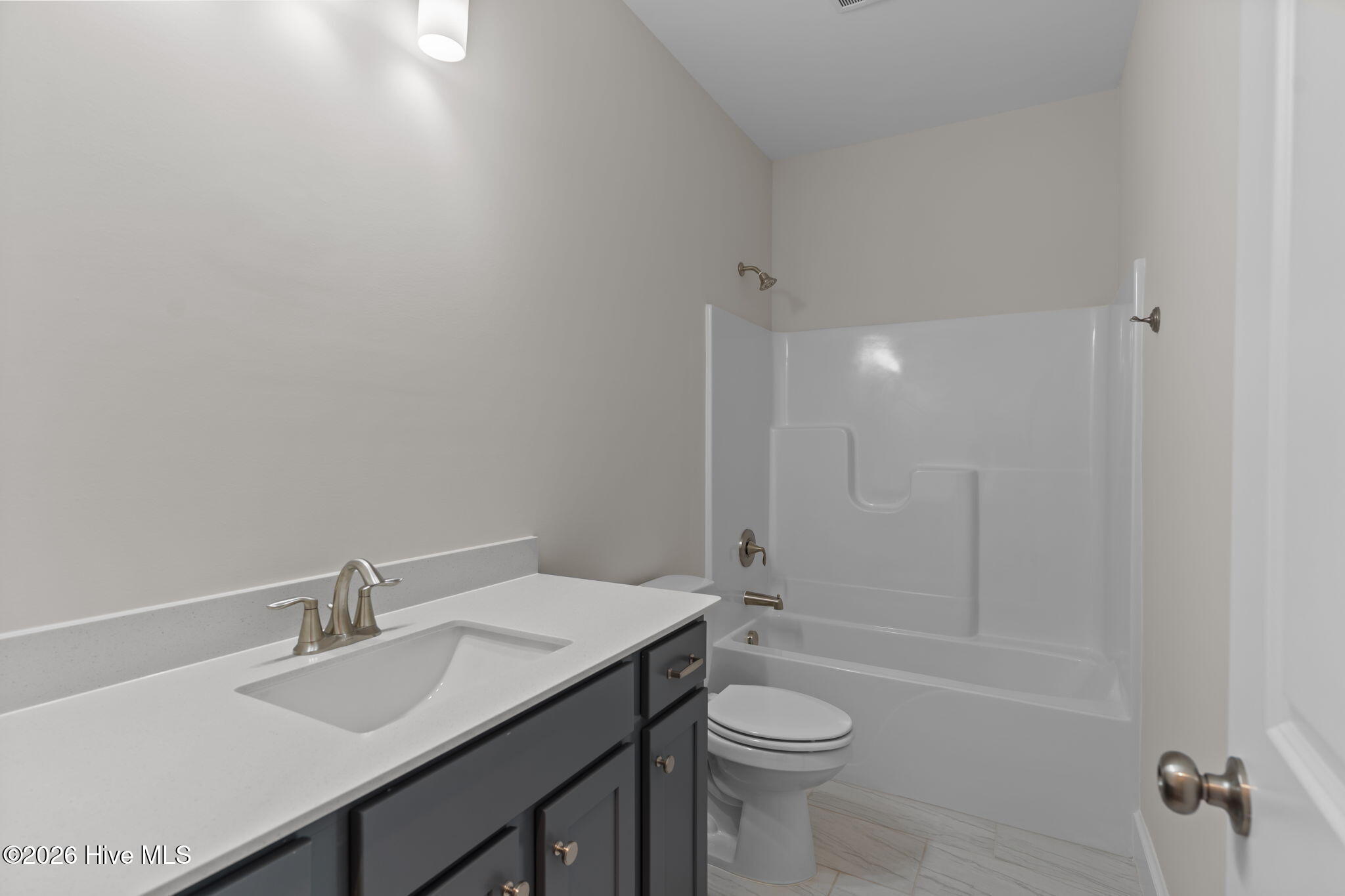 100553165 | Photo 33