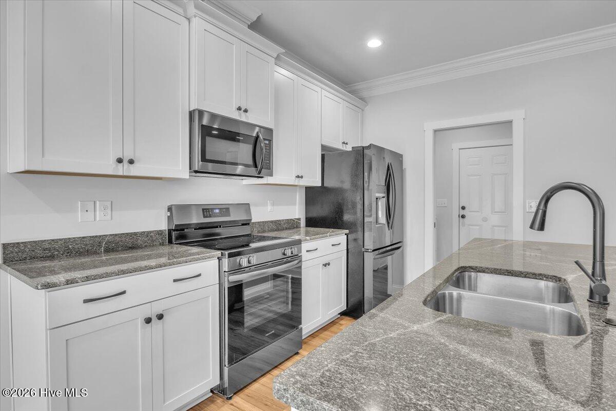 100552263 | Photo 14