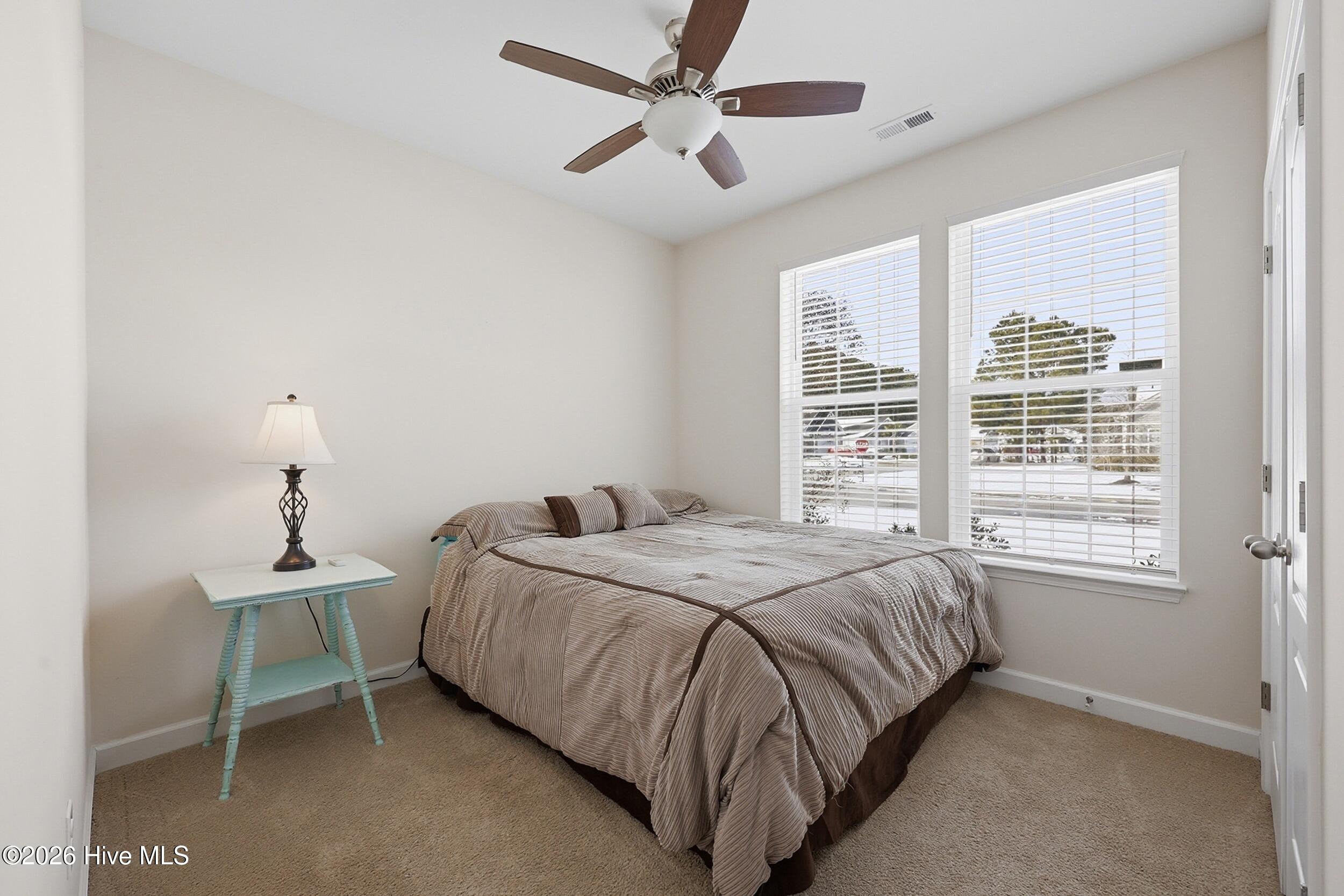 100552958 | Photo 22