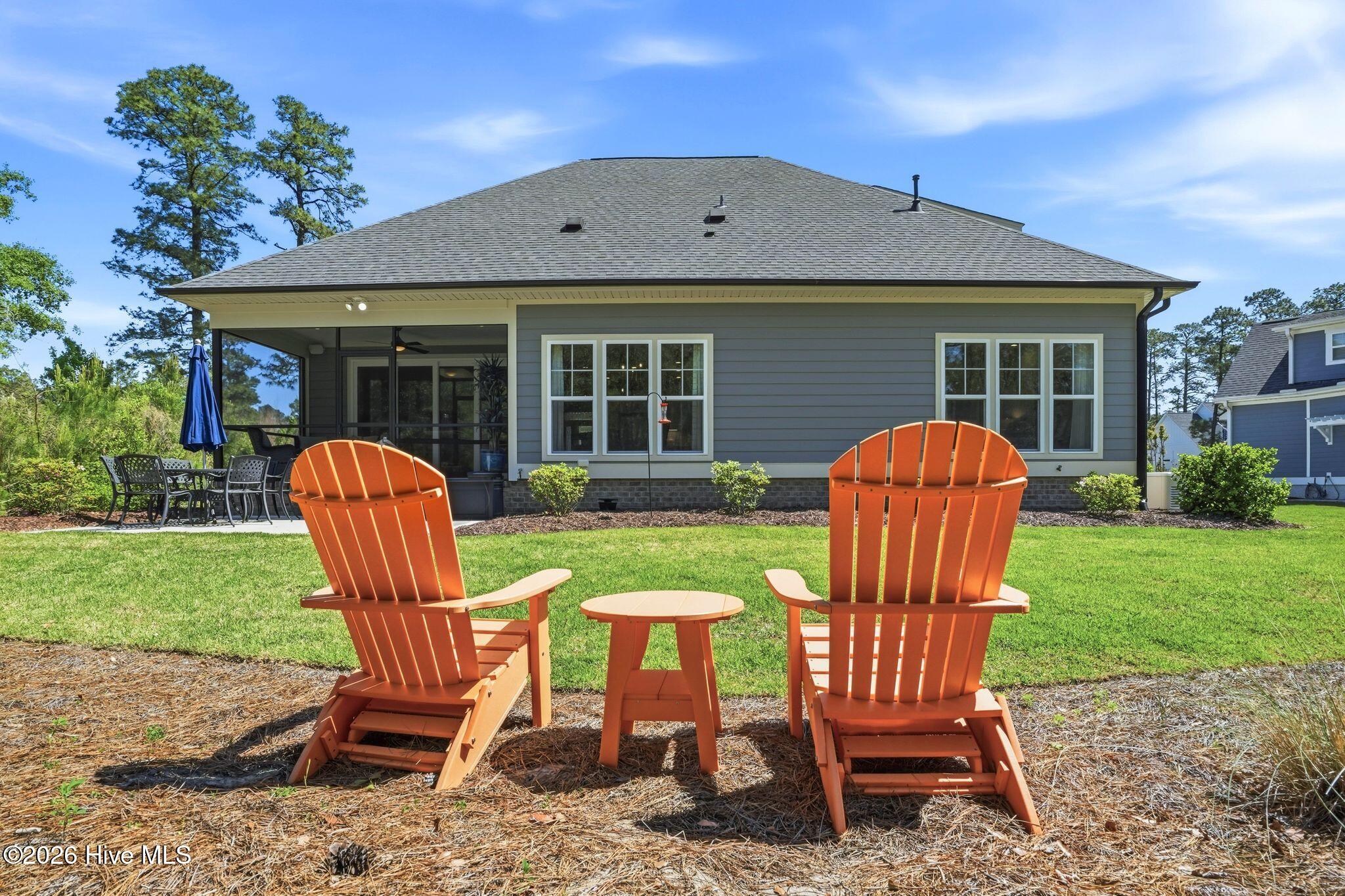 100569004 | Photo 61