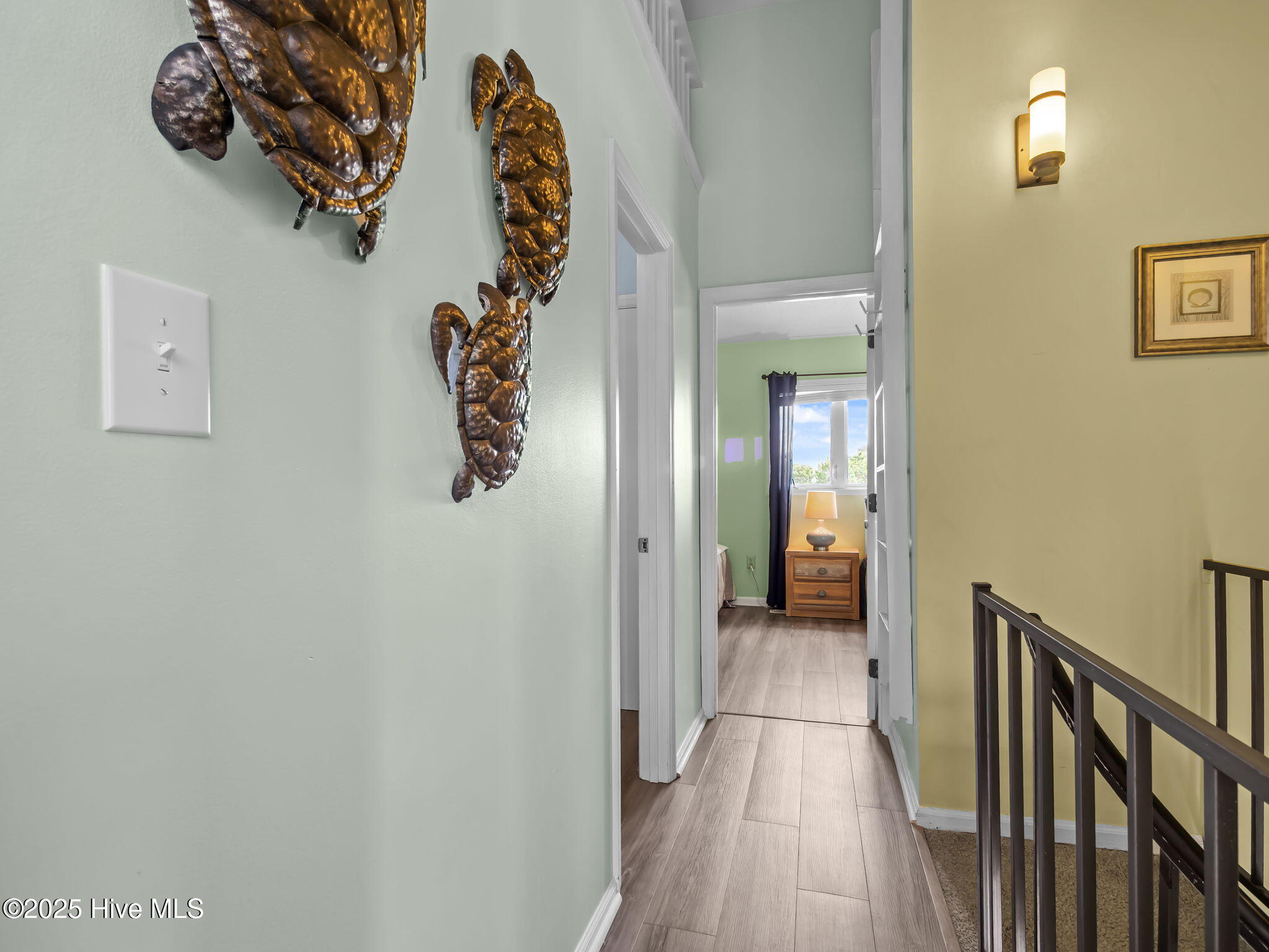 100534121 | Photo 28