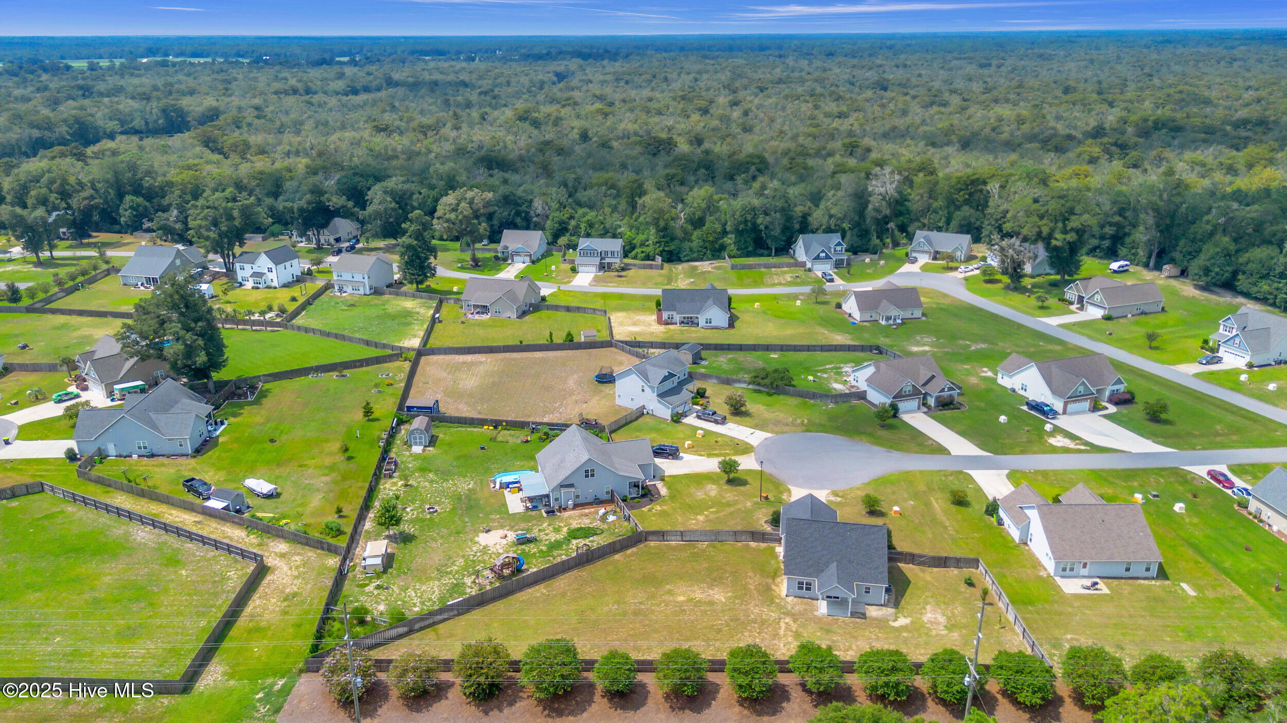 100526373 | Photo 45