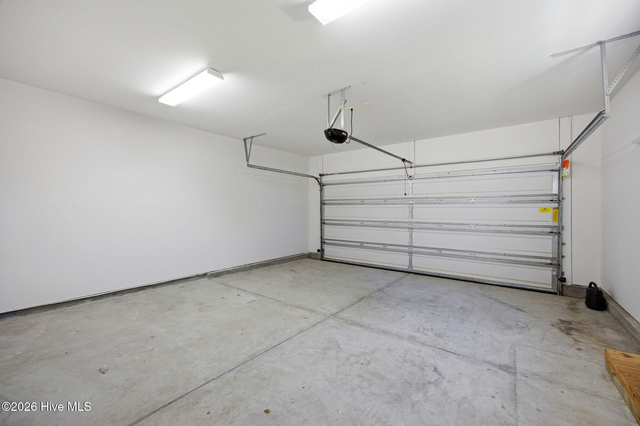 100569504 | Photo 17