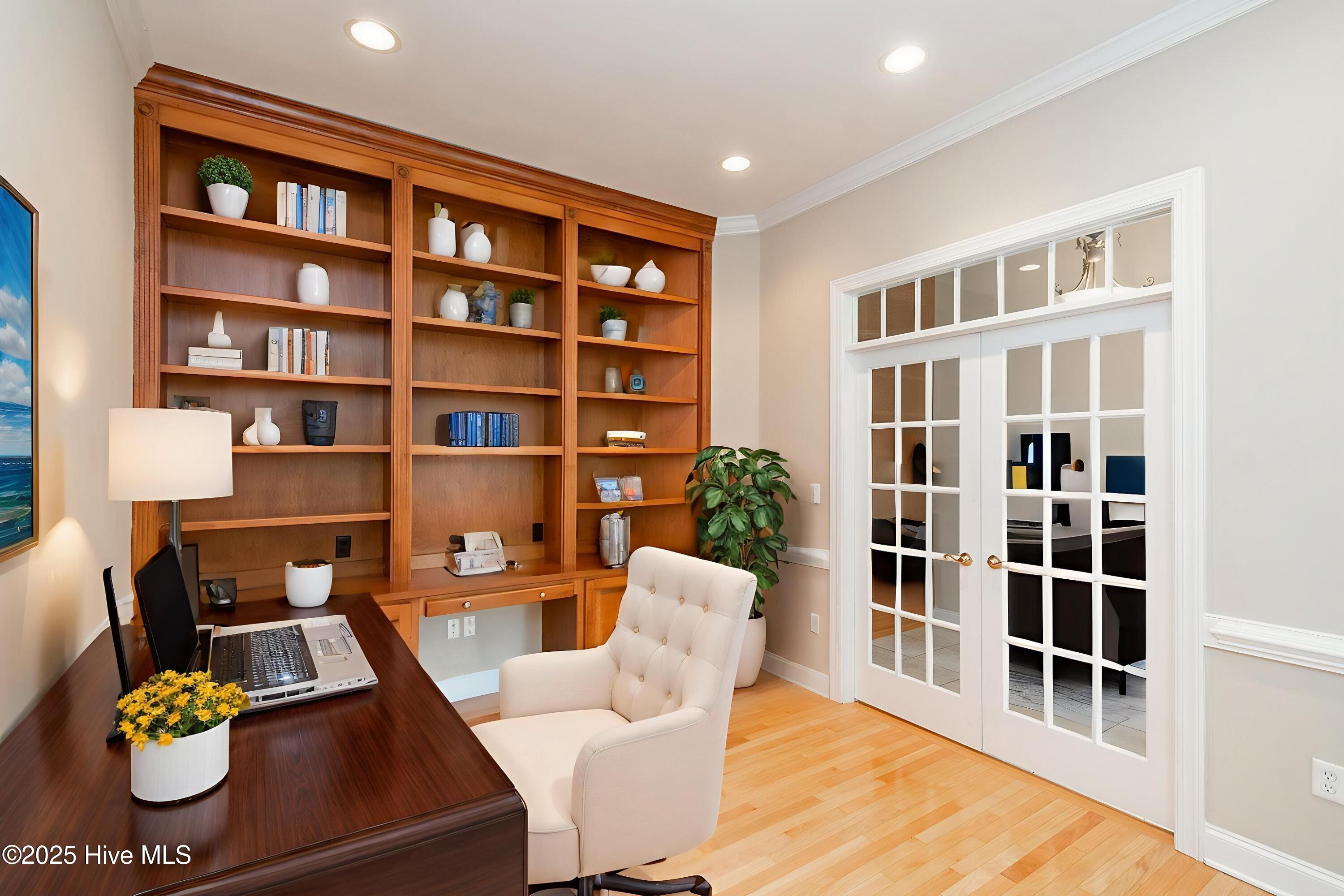 134-Greenwood-Dr-016 - Home Office - Sta