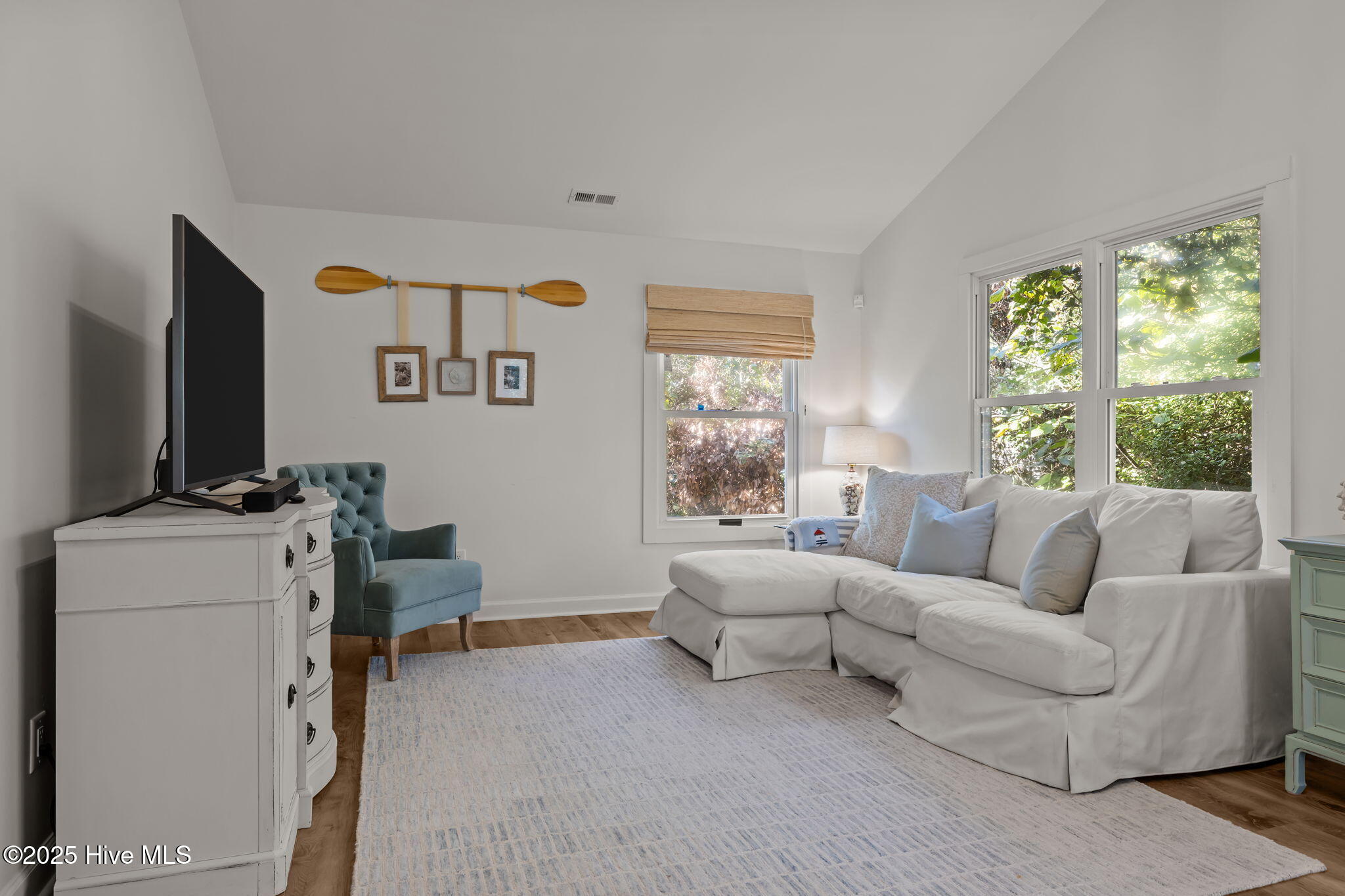 100536314 | Photo 30