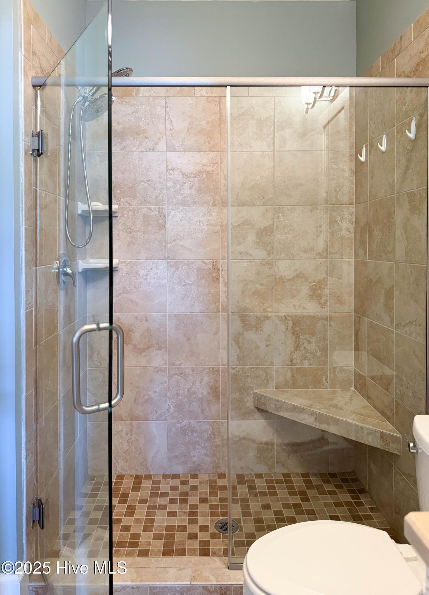 100534073 | Photo 60