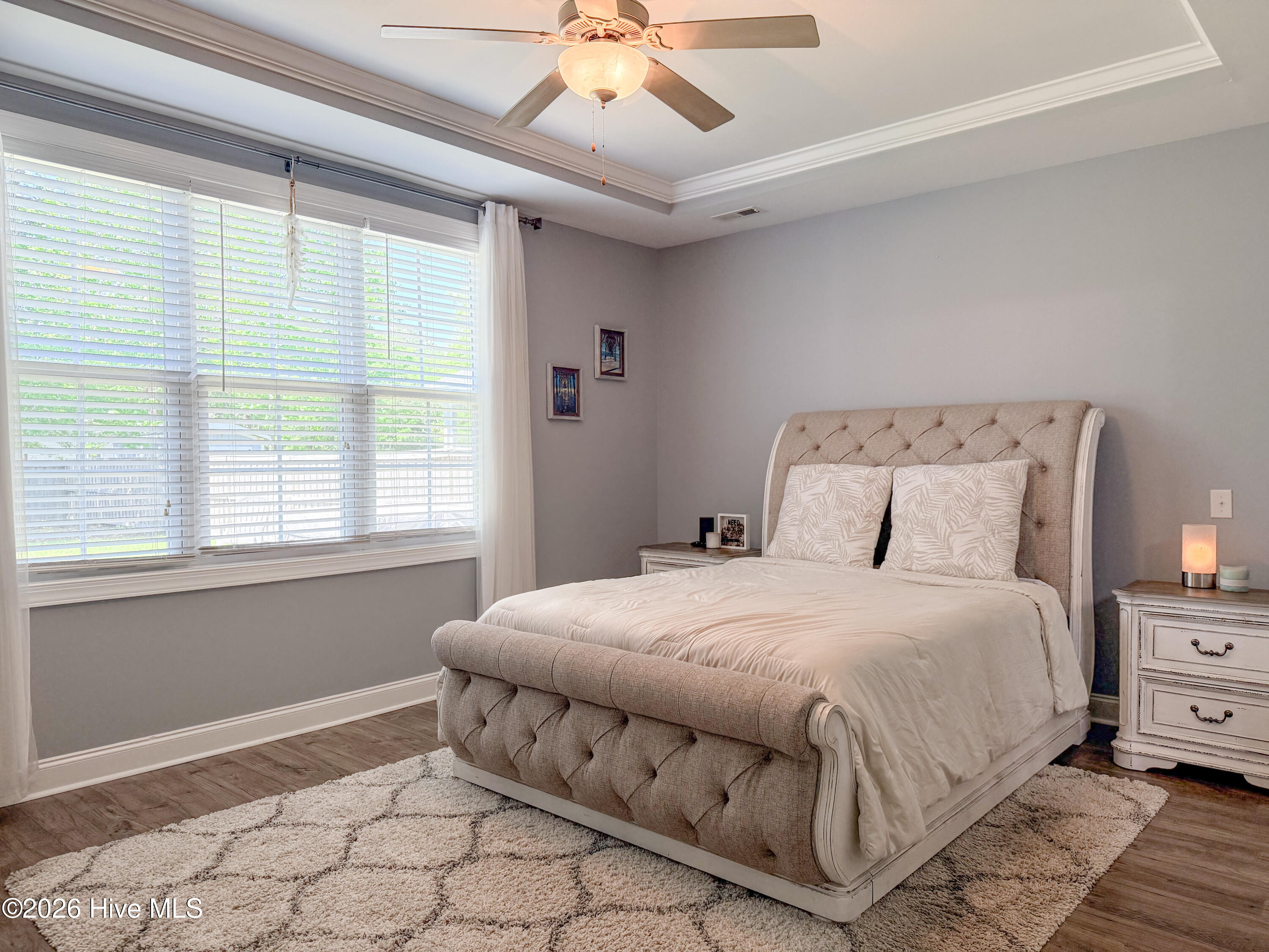 100569259 | Photo 31