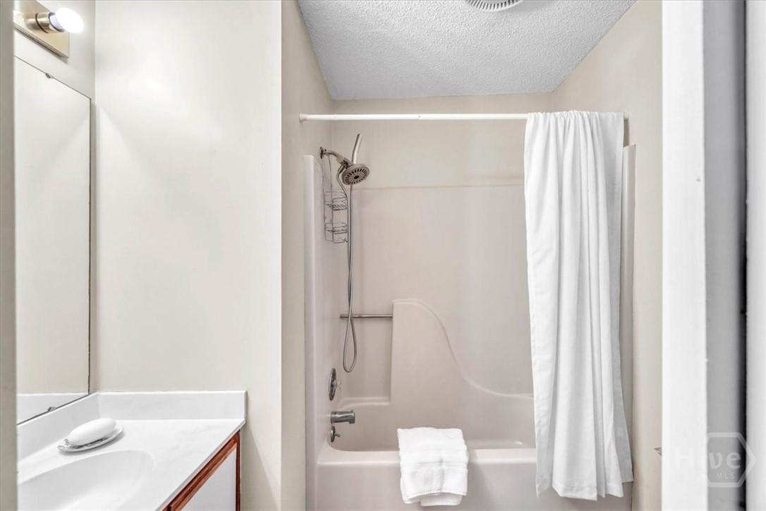 3005 River Drive UNIT 302, Savannah, GA, 31404