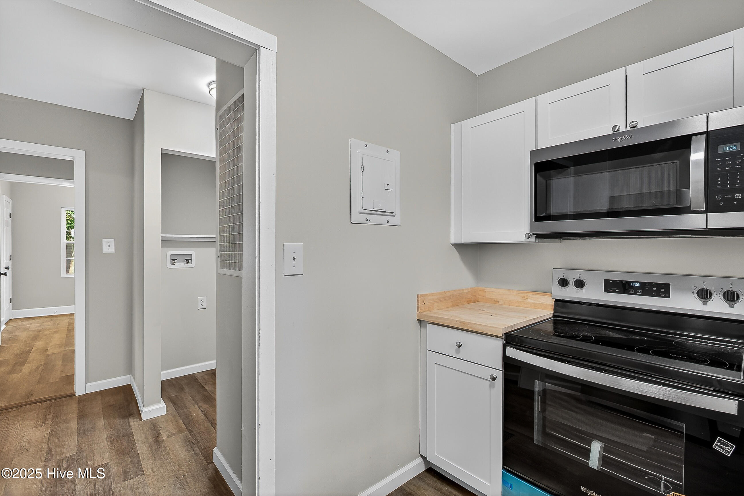 100535237 | Photo 11