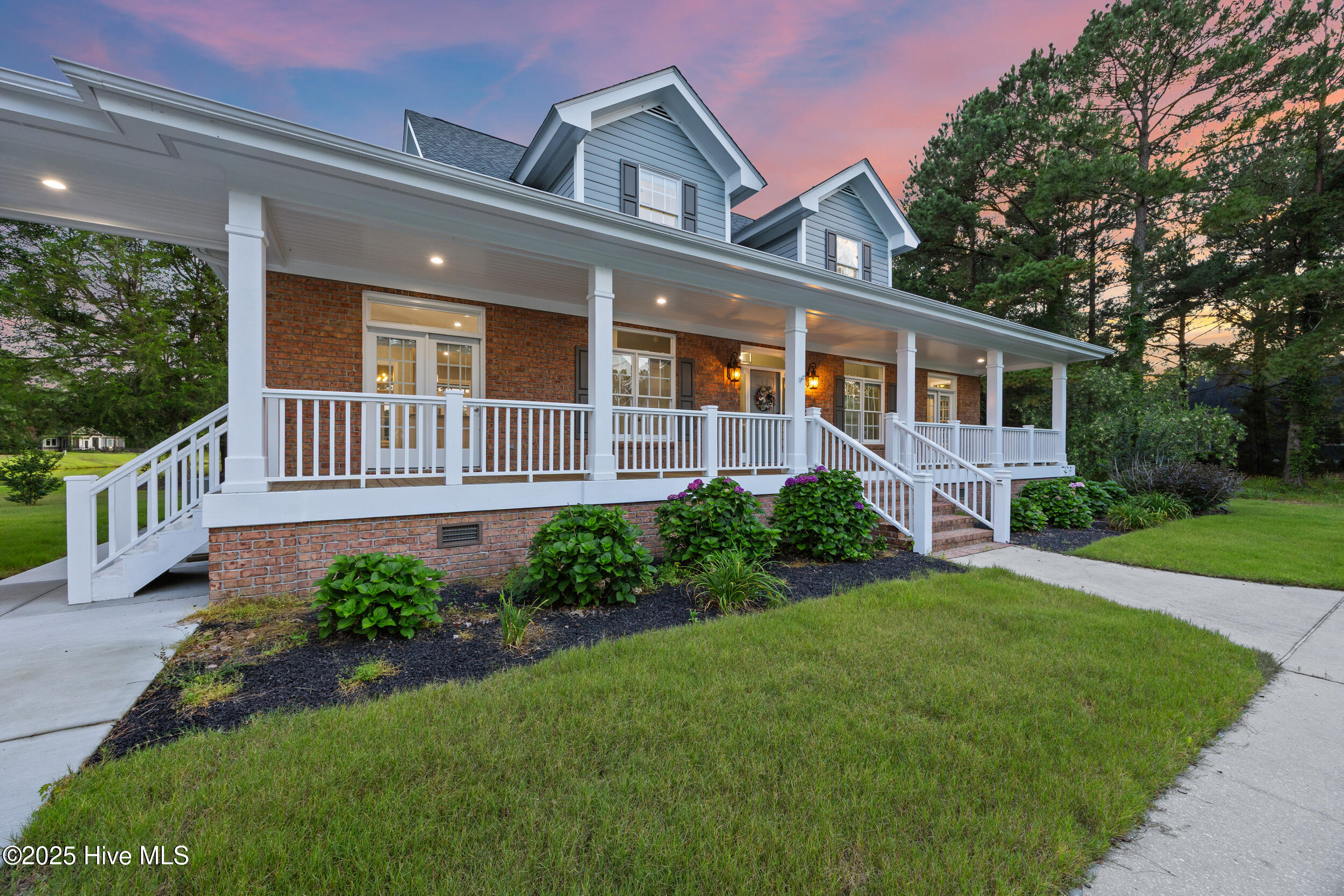 Homes for sale in Wallace, NC | 376 Red Fox Run Dr, Wallace, NC 28466 | MLS# 100513263