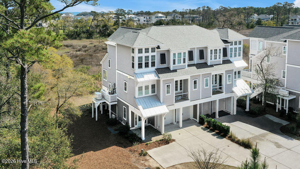 100564956 | Photo 44