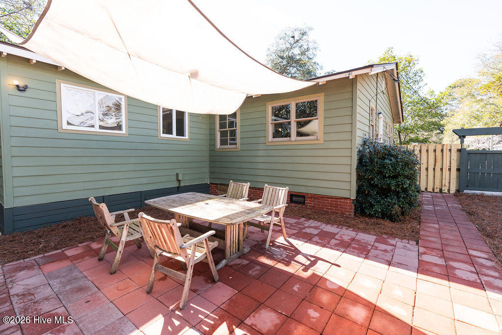 100554317 | Photo 37