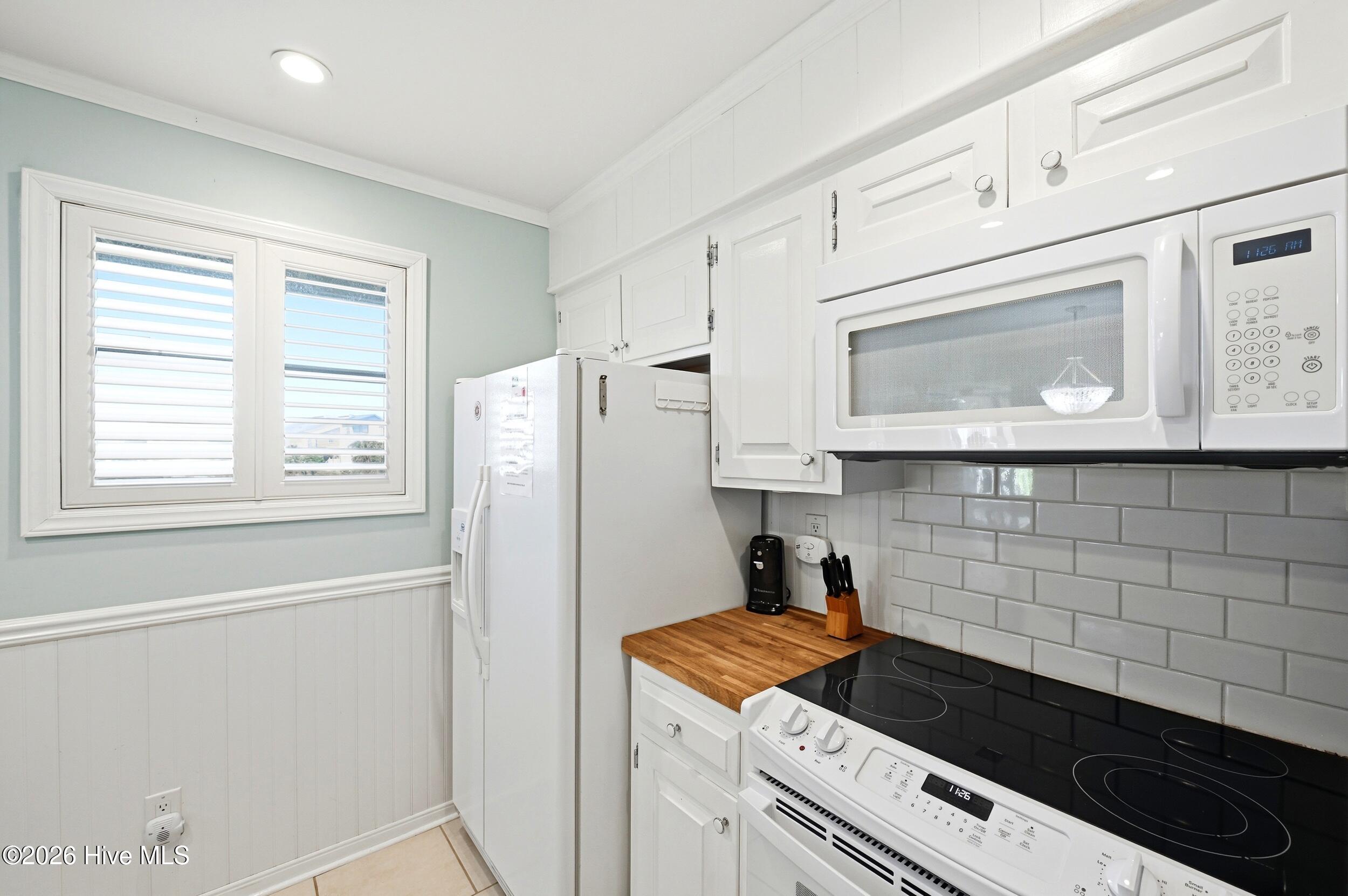 100569136 | Photo 14