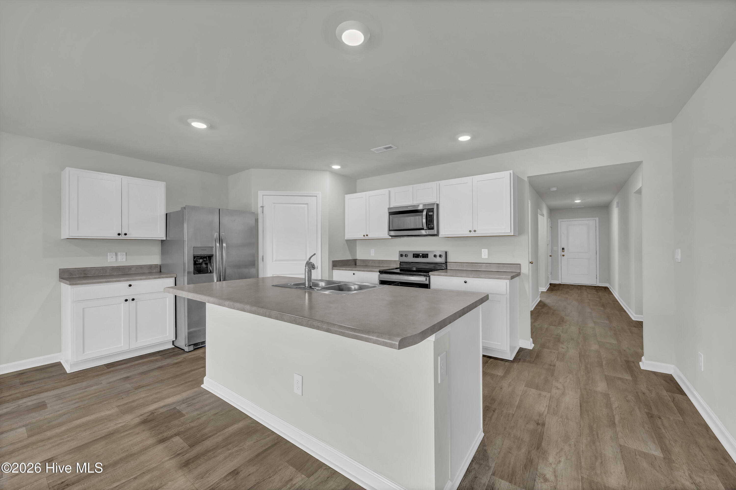 100547237 | Photo 12