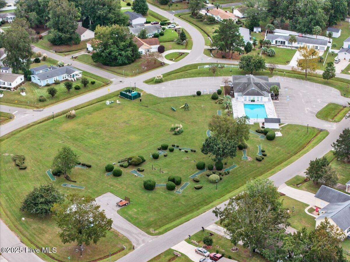 100535729 | Photo 64