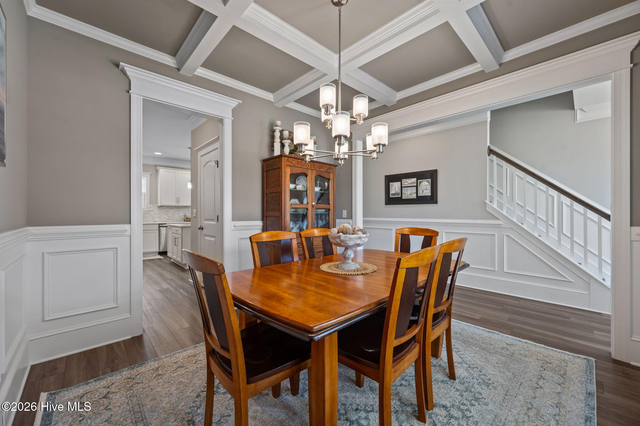 100564361 | Photo 14