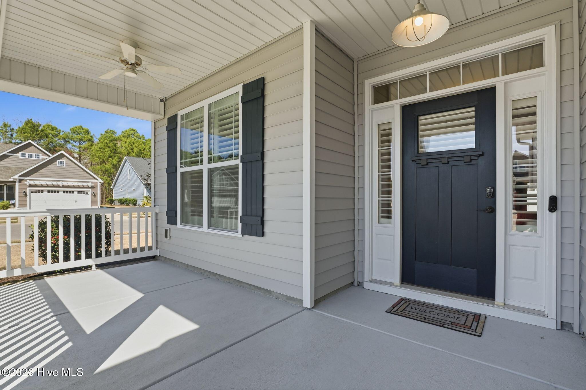 100559439 | Photo 11