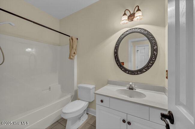 100542118 | Photo 14