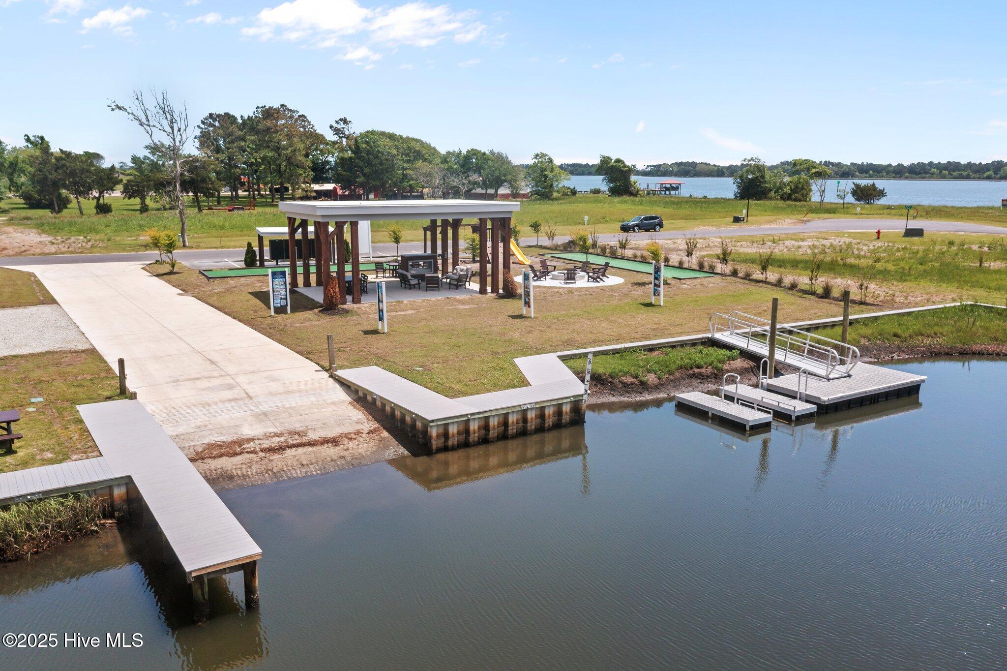 100514796 | Photo 55