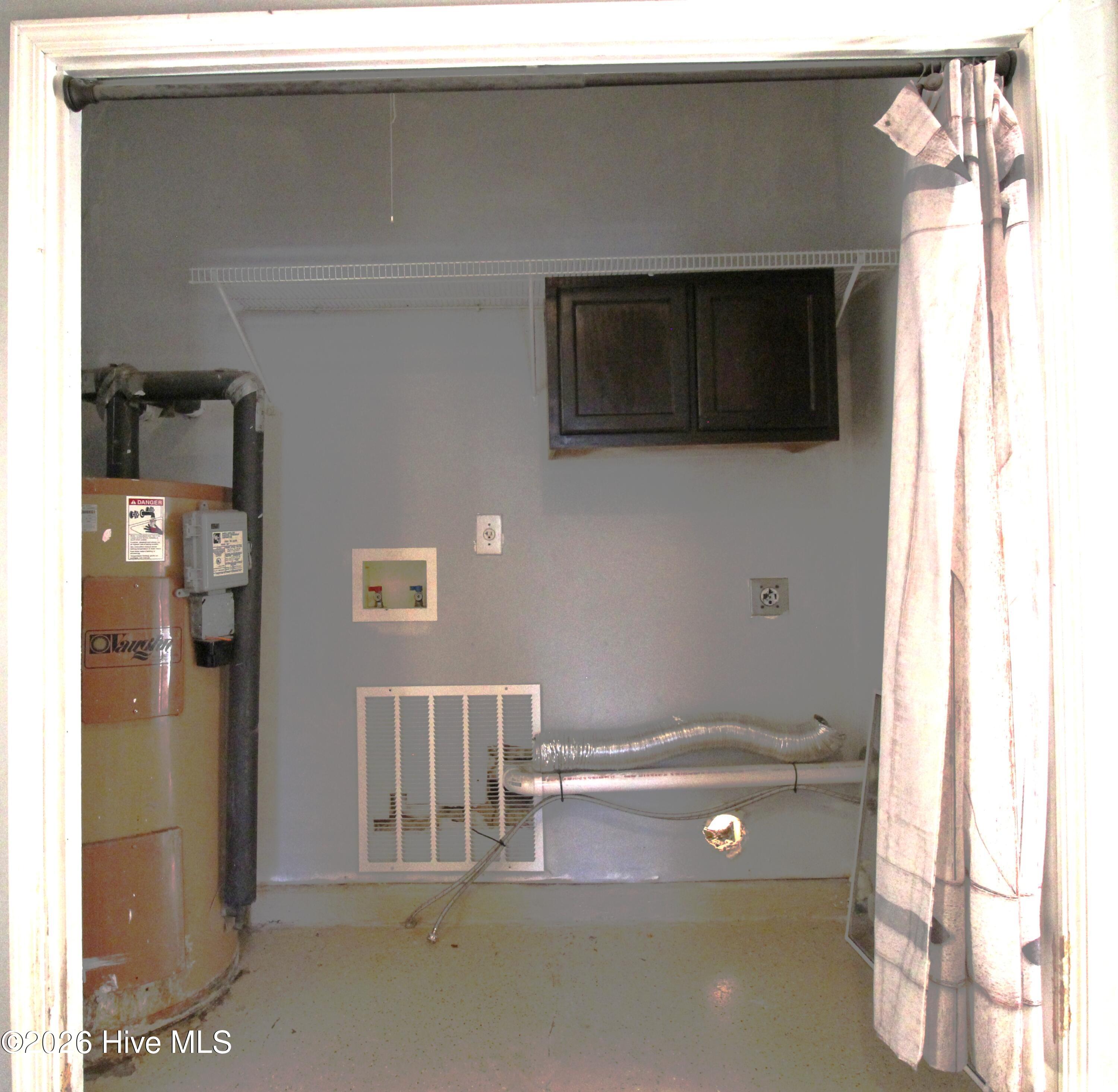 100558935 | Photo 19