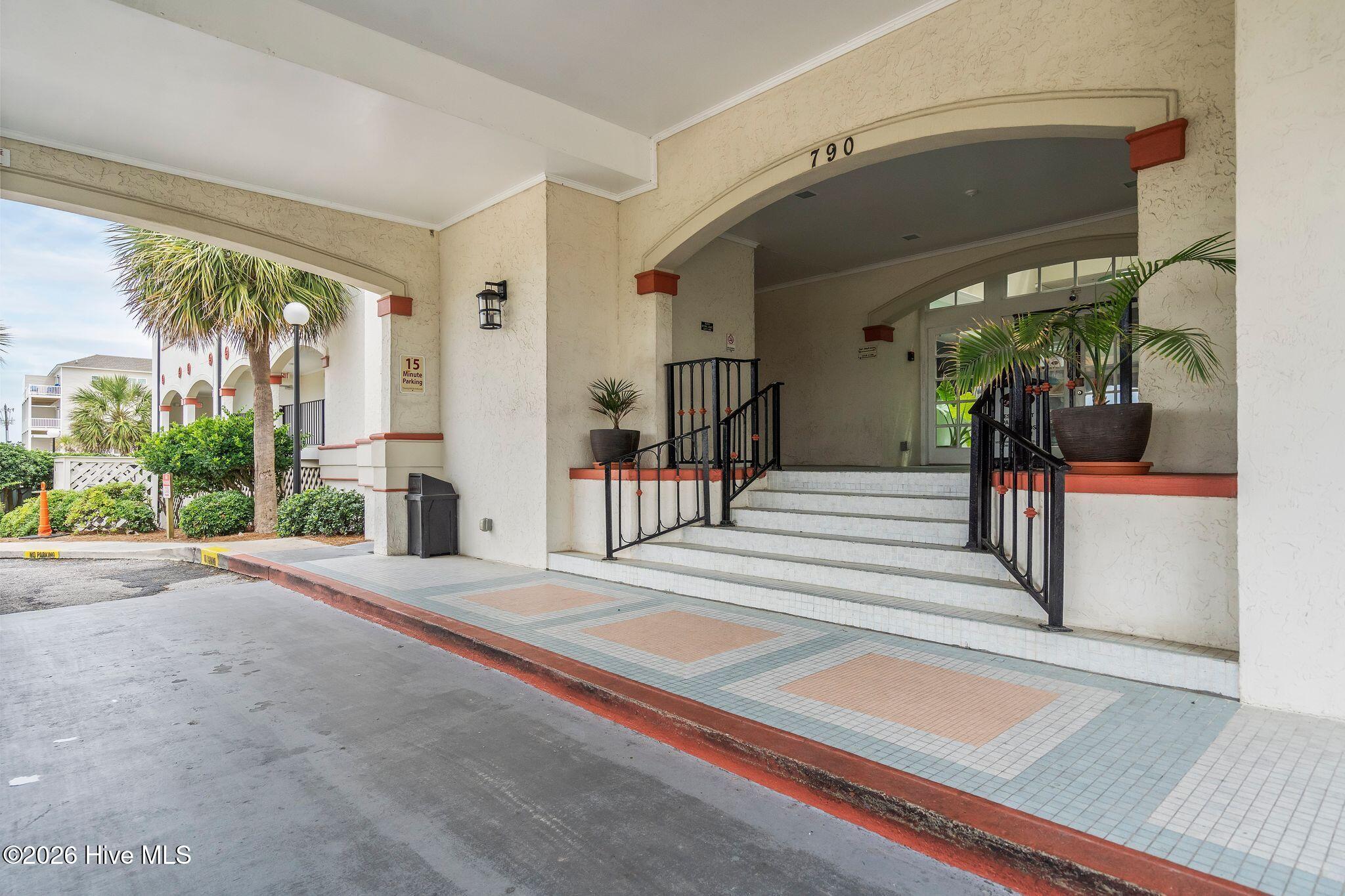 100564171 | Photo 45