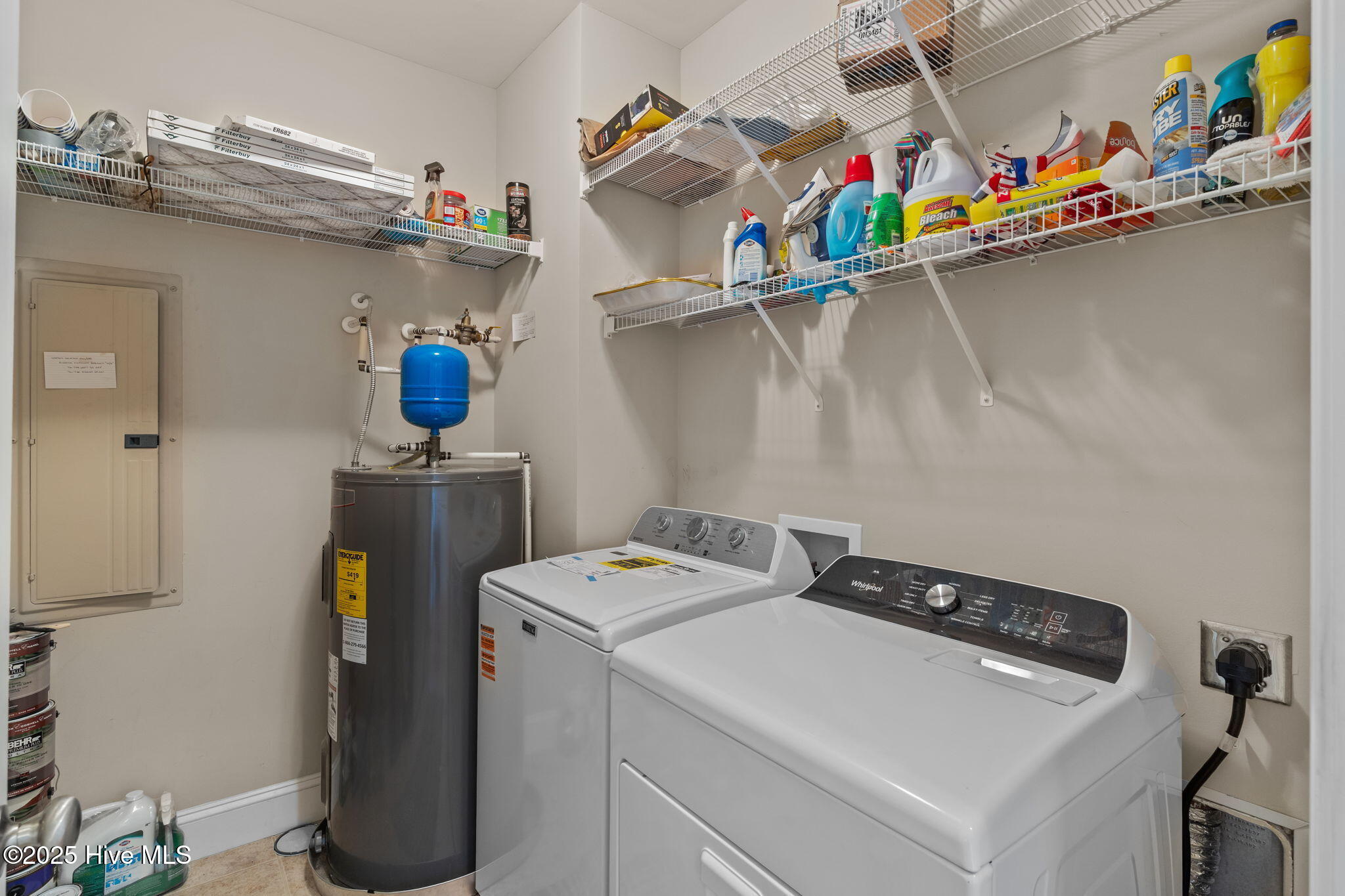 100528536 | Photo 40