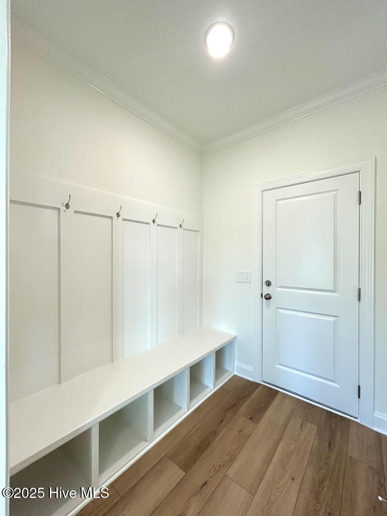 100510089 | Photo 48