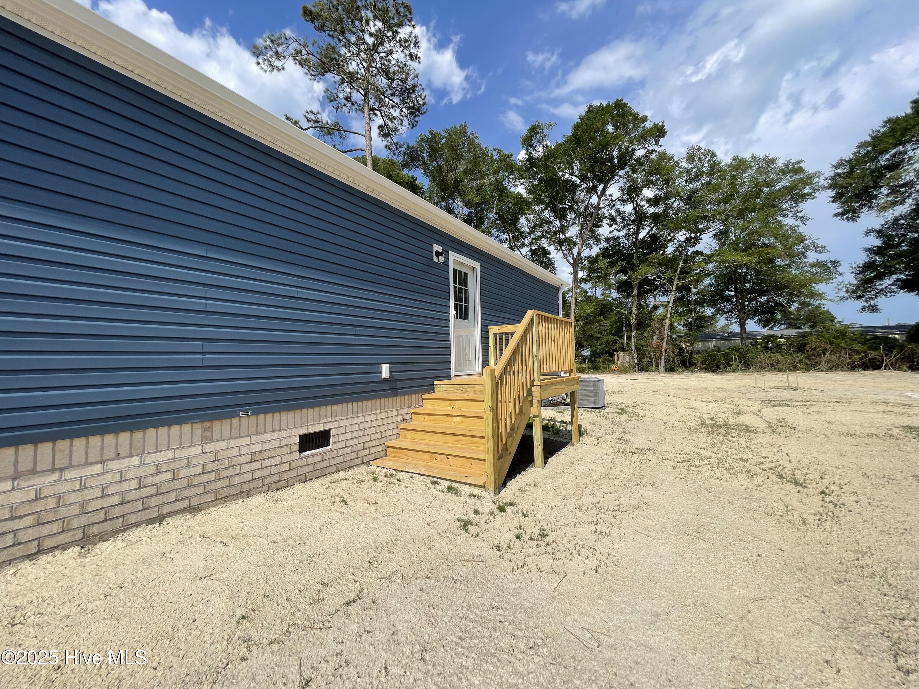 100509336 | Photo 23