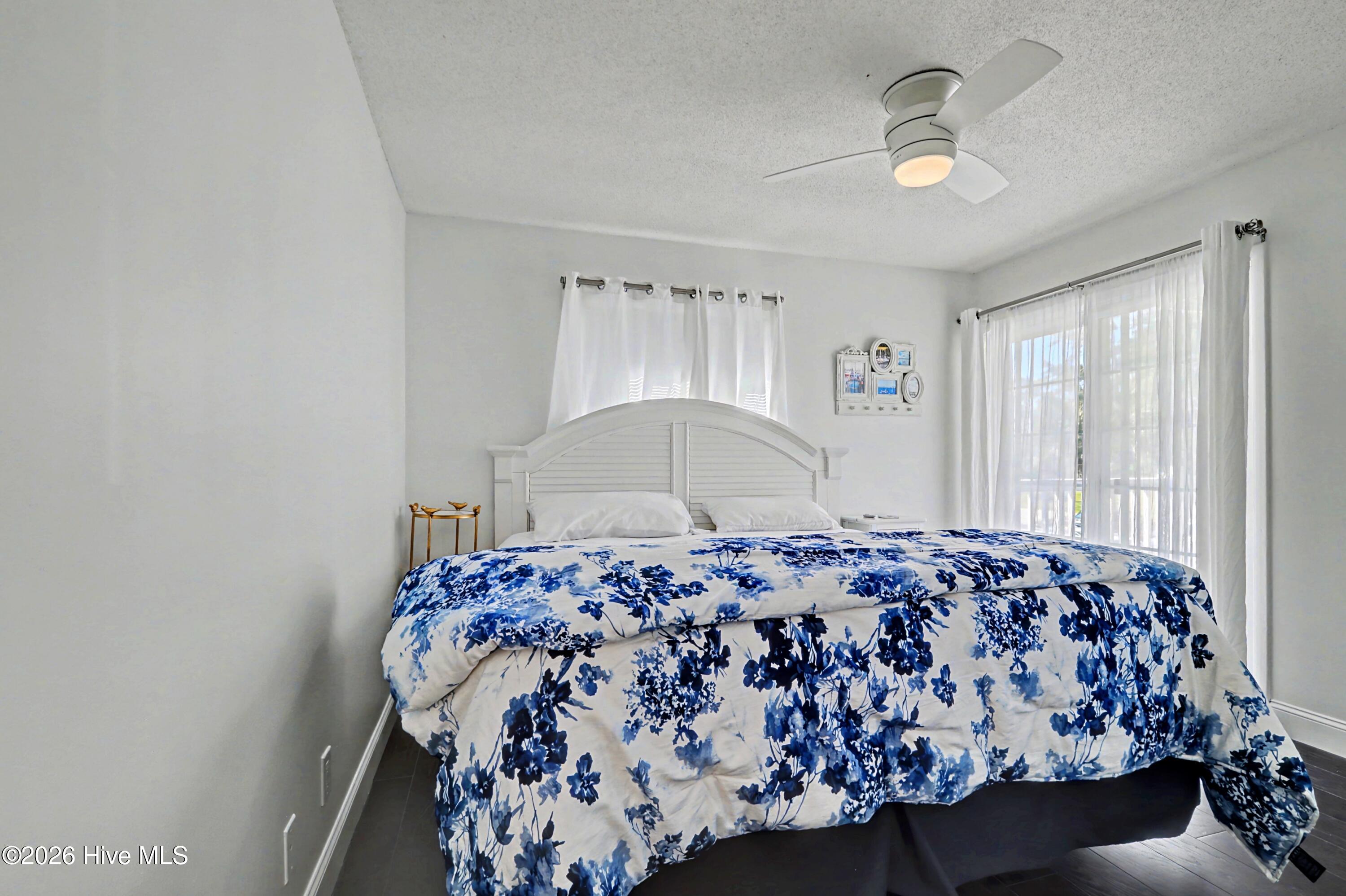 100561777 | Photo 13