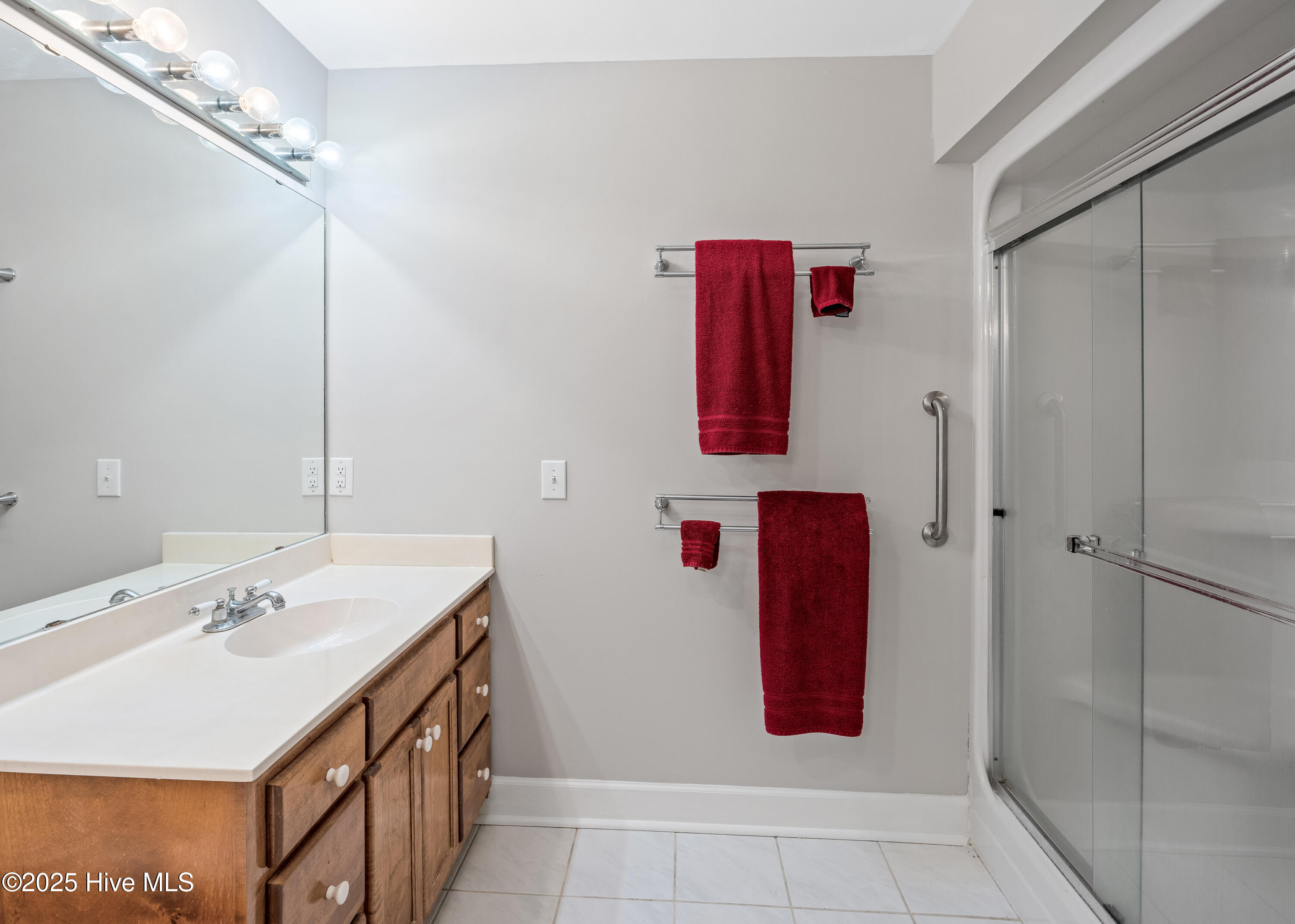 100543941 | Photo 31