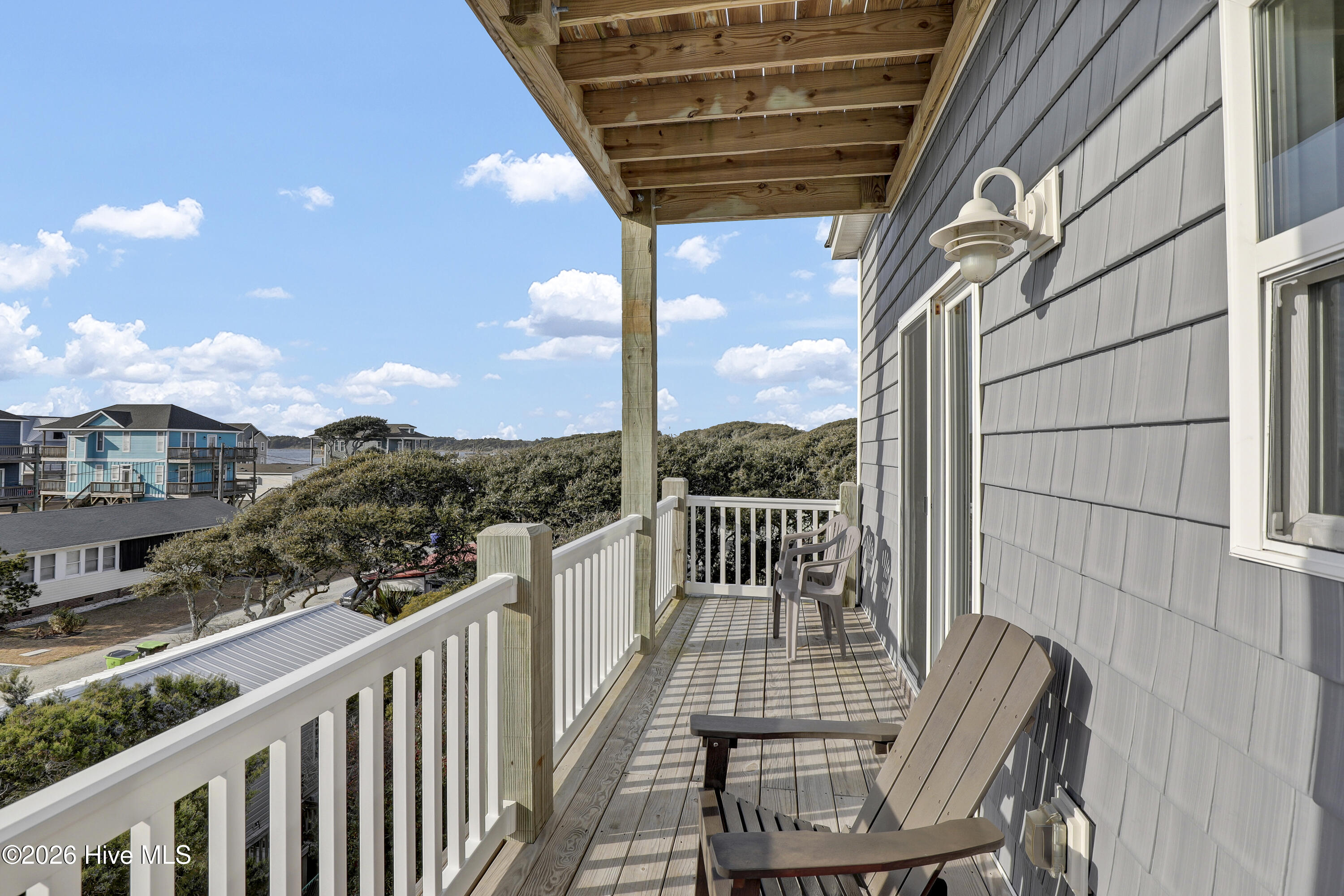 100547519 | Photo 54