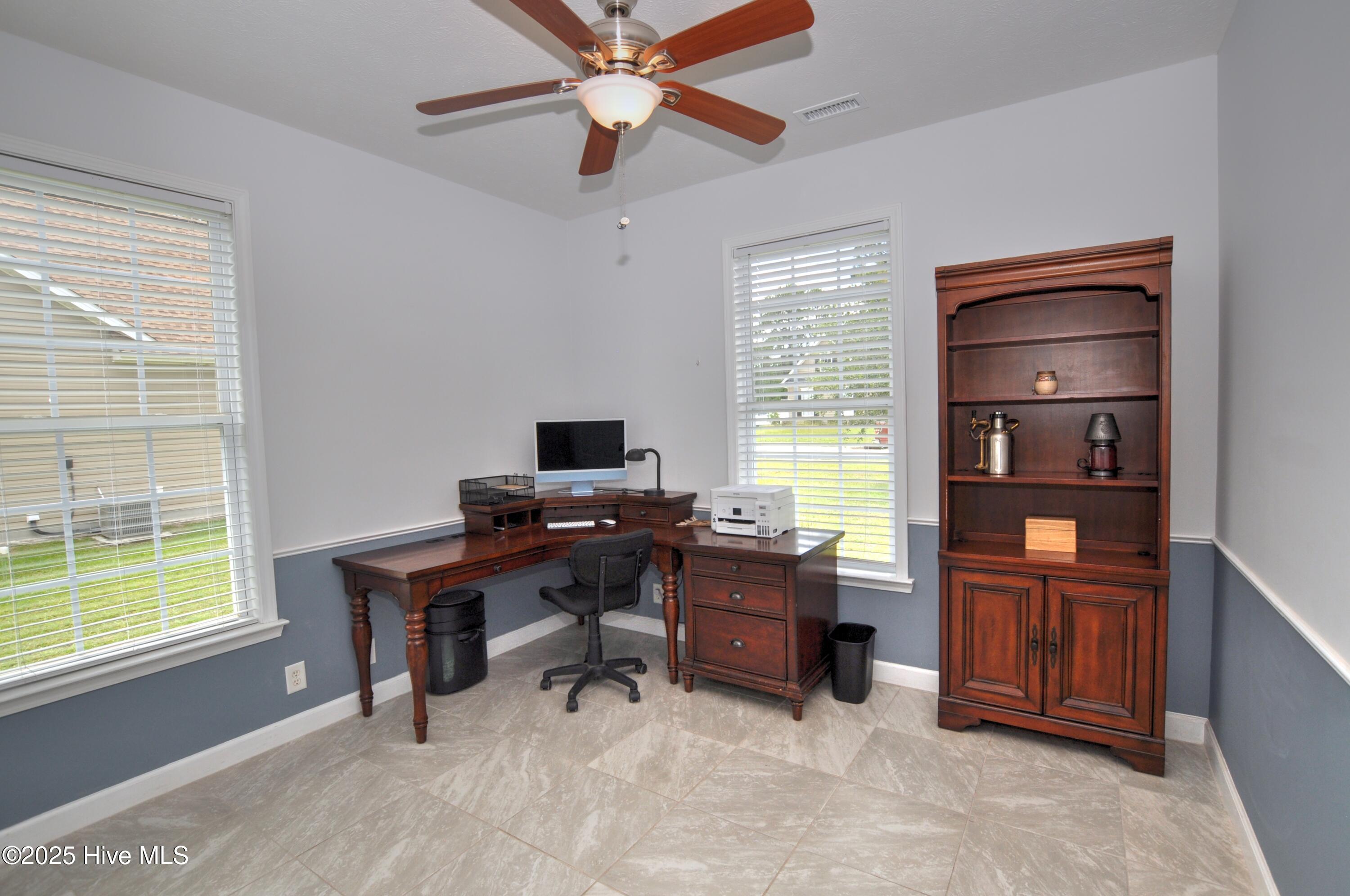 100519003 | Photo 20