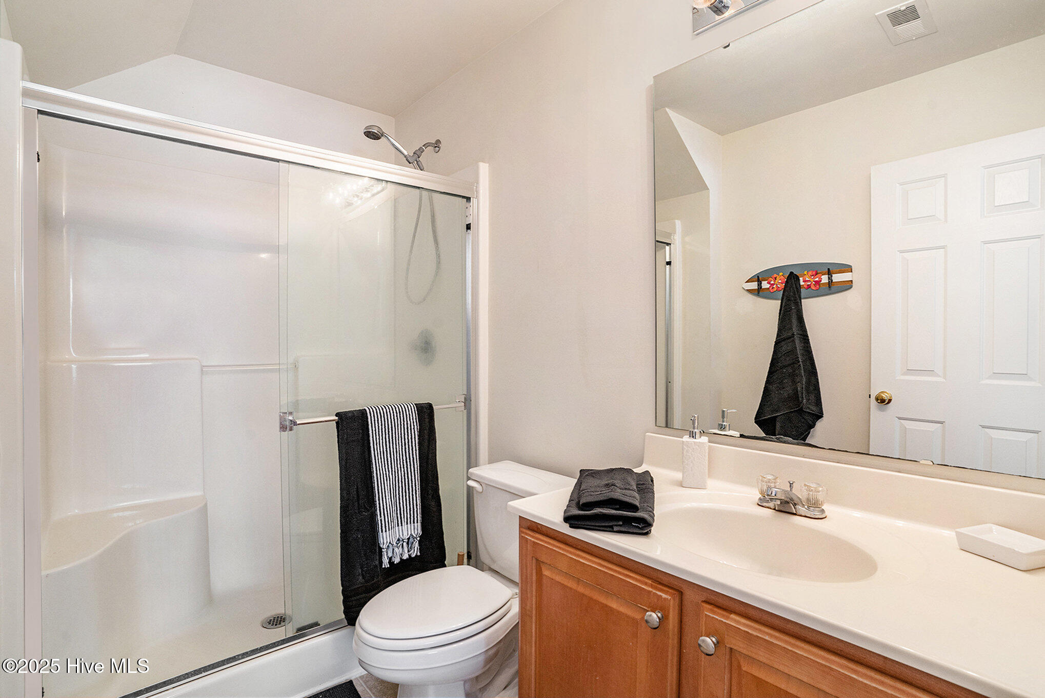 100520247 | Photo 19