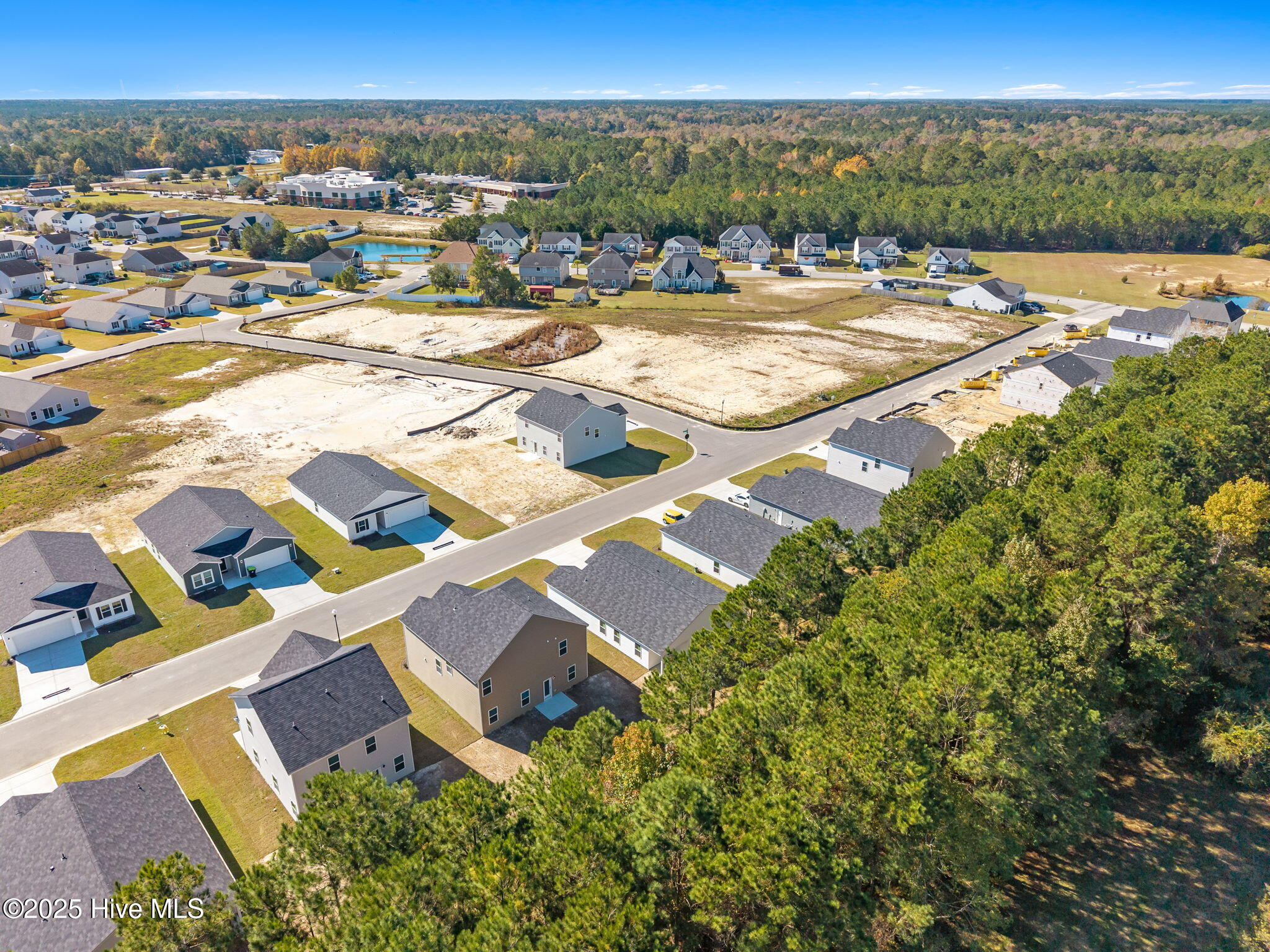 100551805 | Photo 25