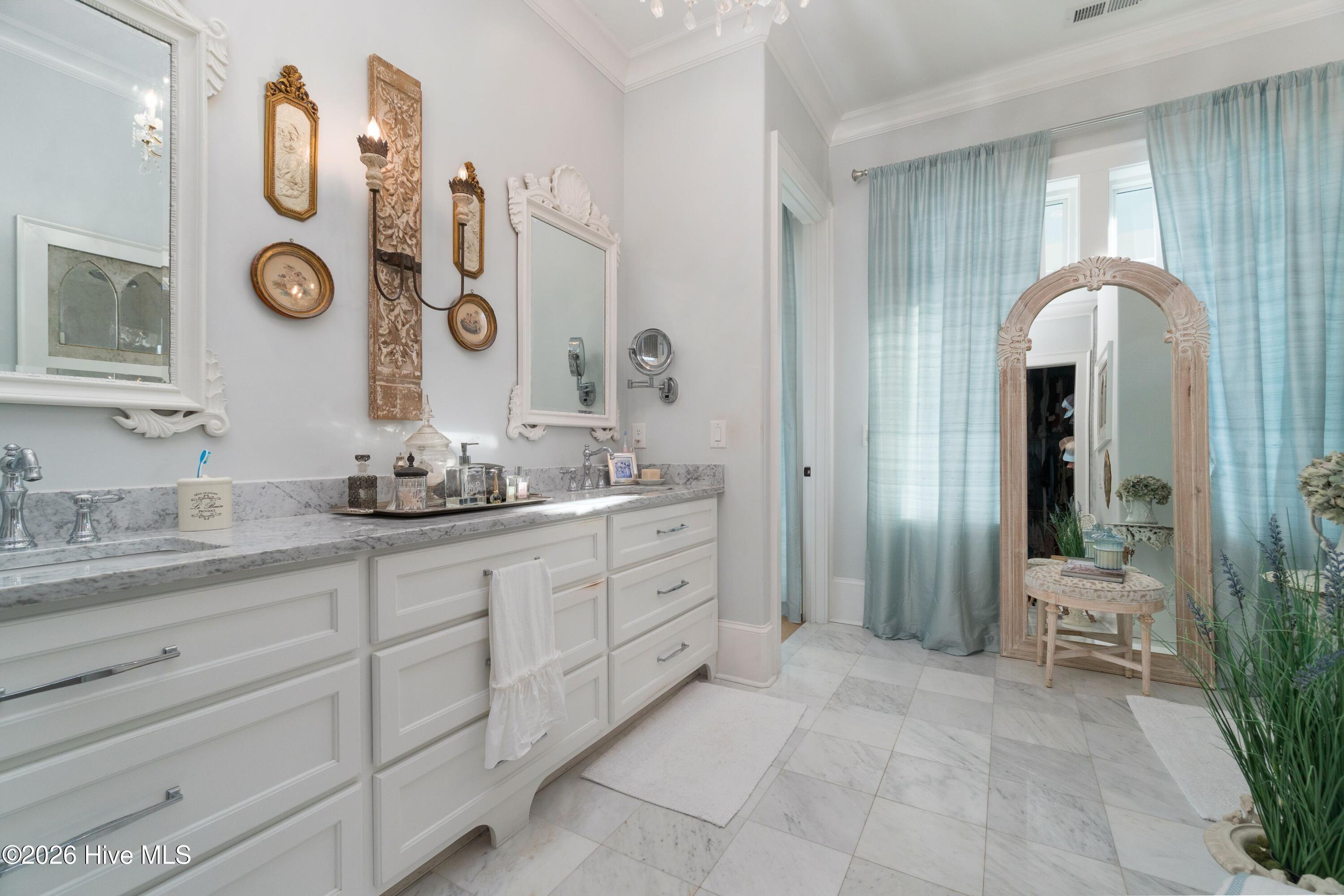 Primary Bath Cabinets