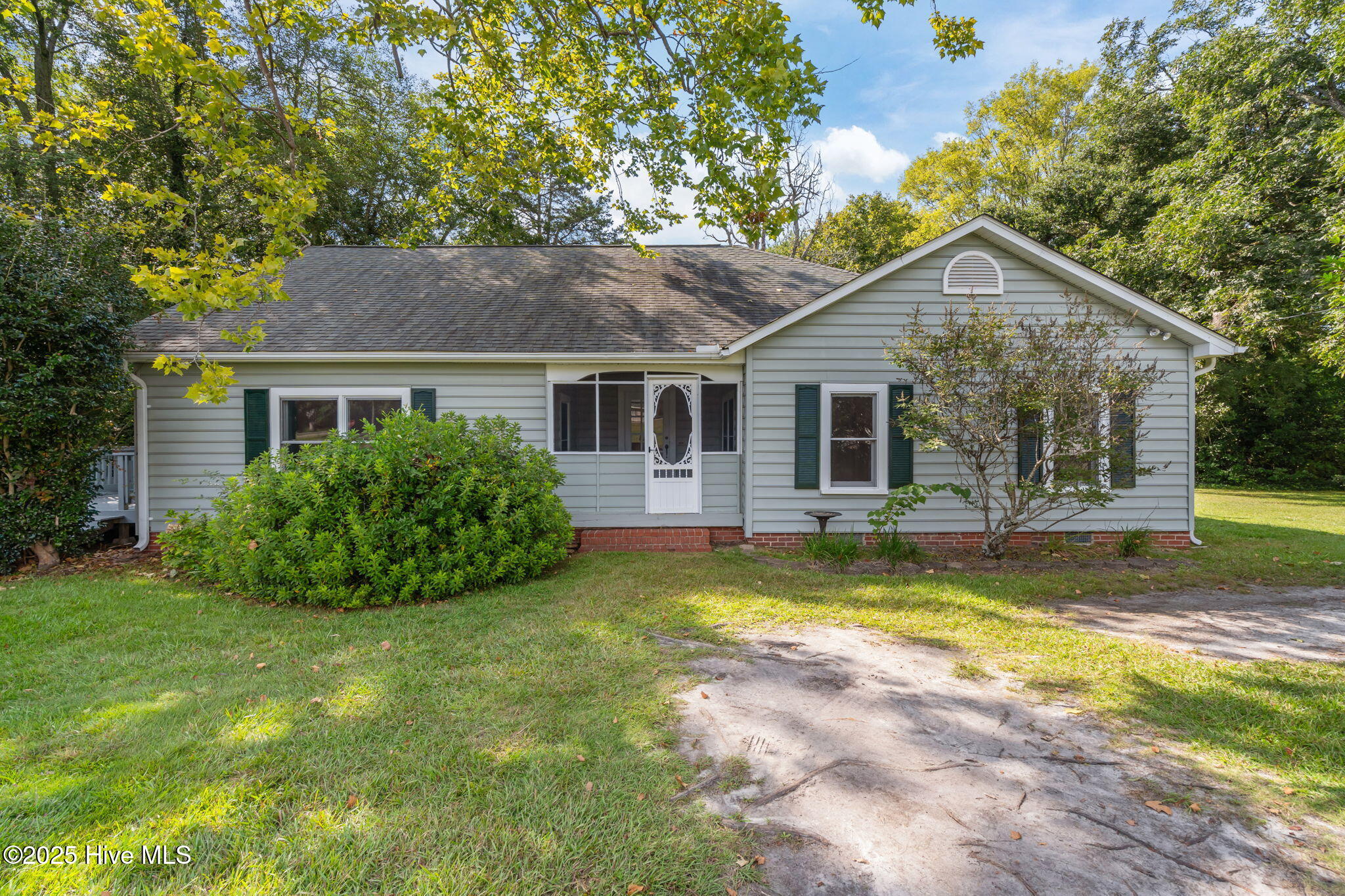 Homes for sale in Carthage, NC | 110 Bingham St, Carthage, NC 28327 | MLS# 100528134