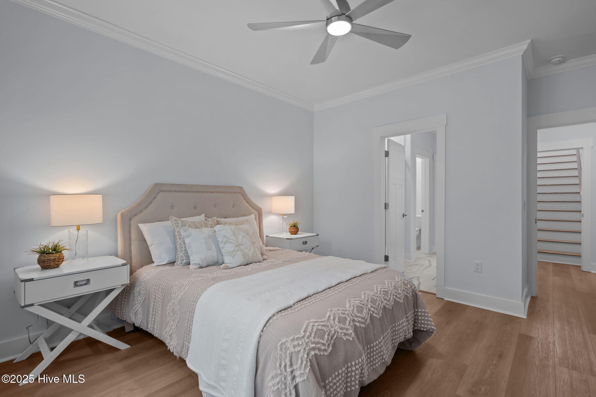 100542016 | Photo 27