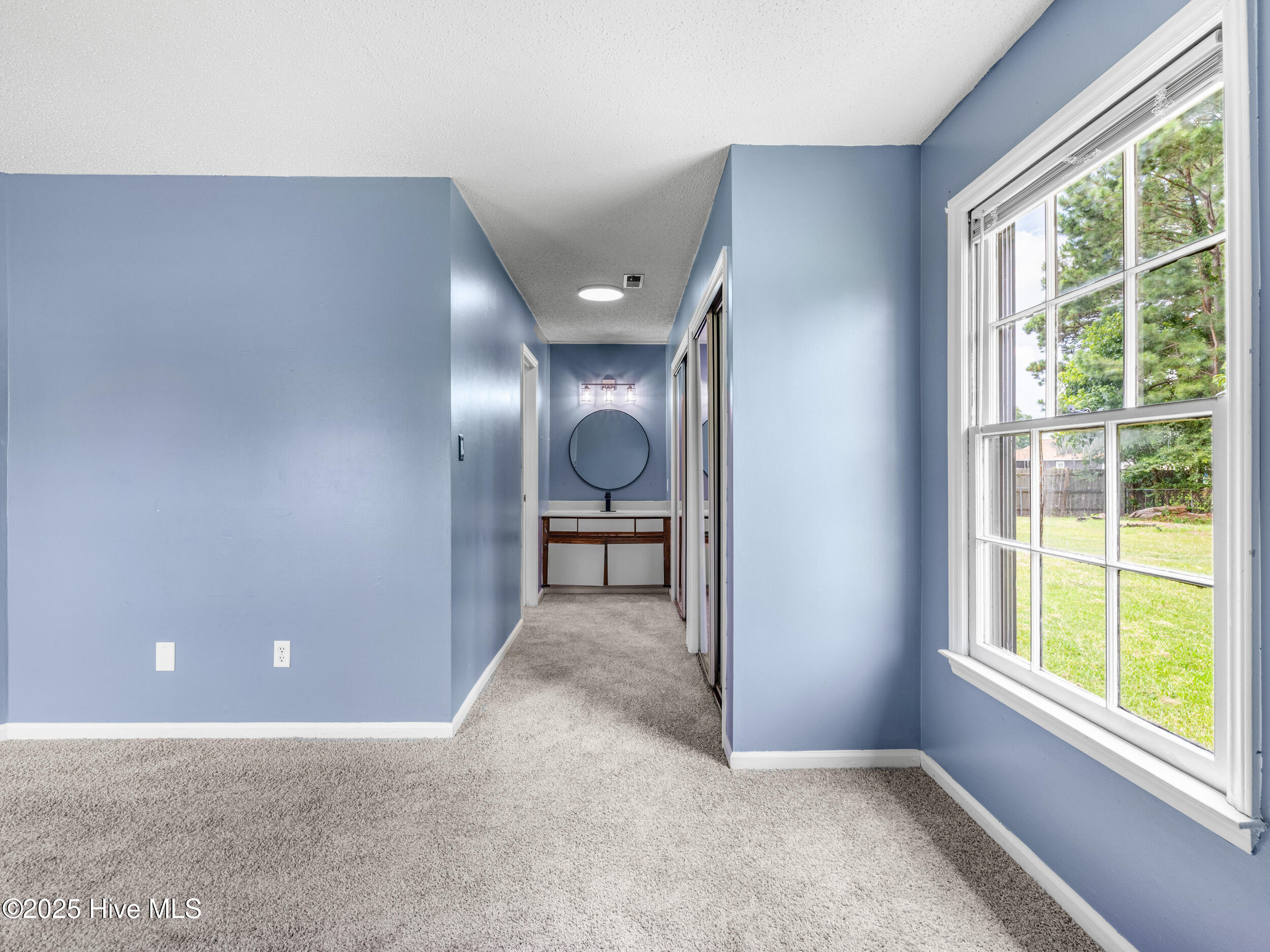 100521446 | Photo 18