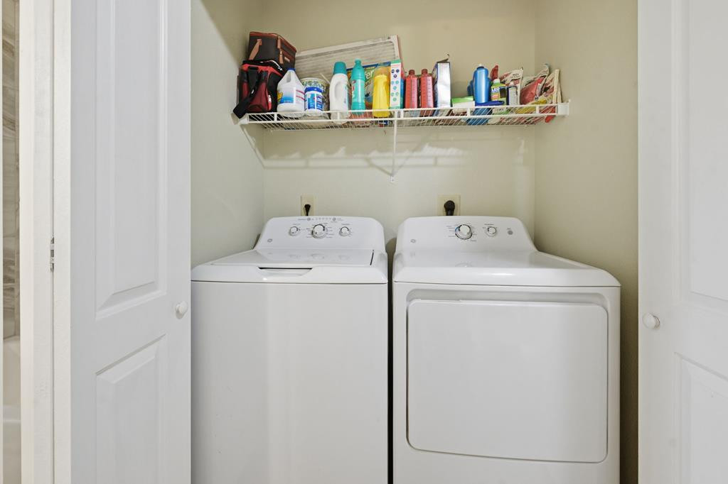 Laundry - W/D included