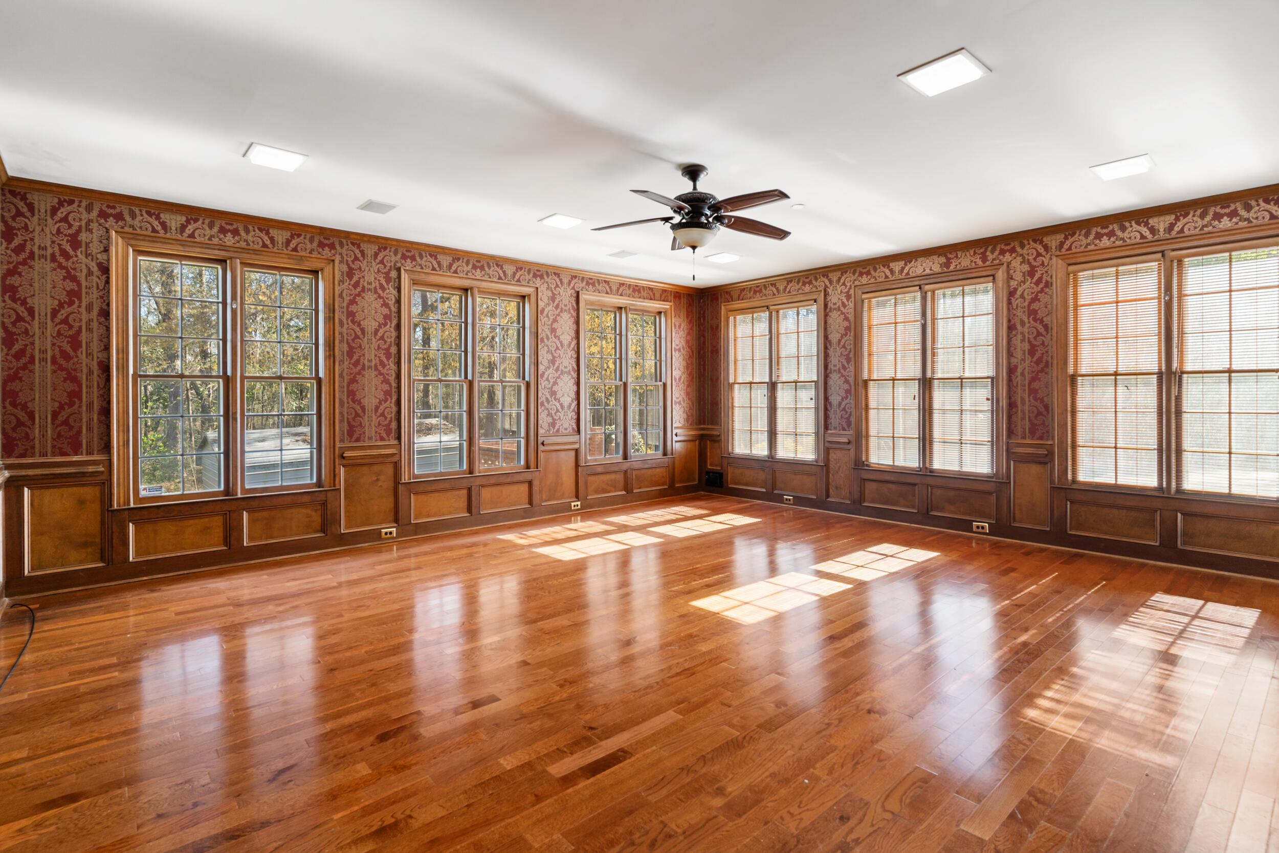 2025-03-26-134_brinson_rd-em-23