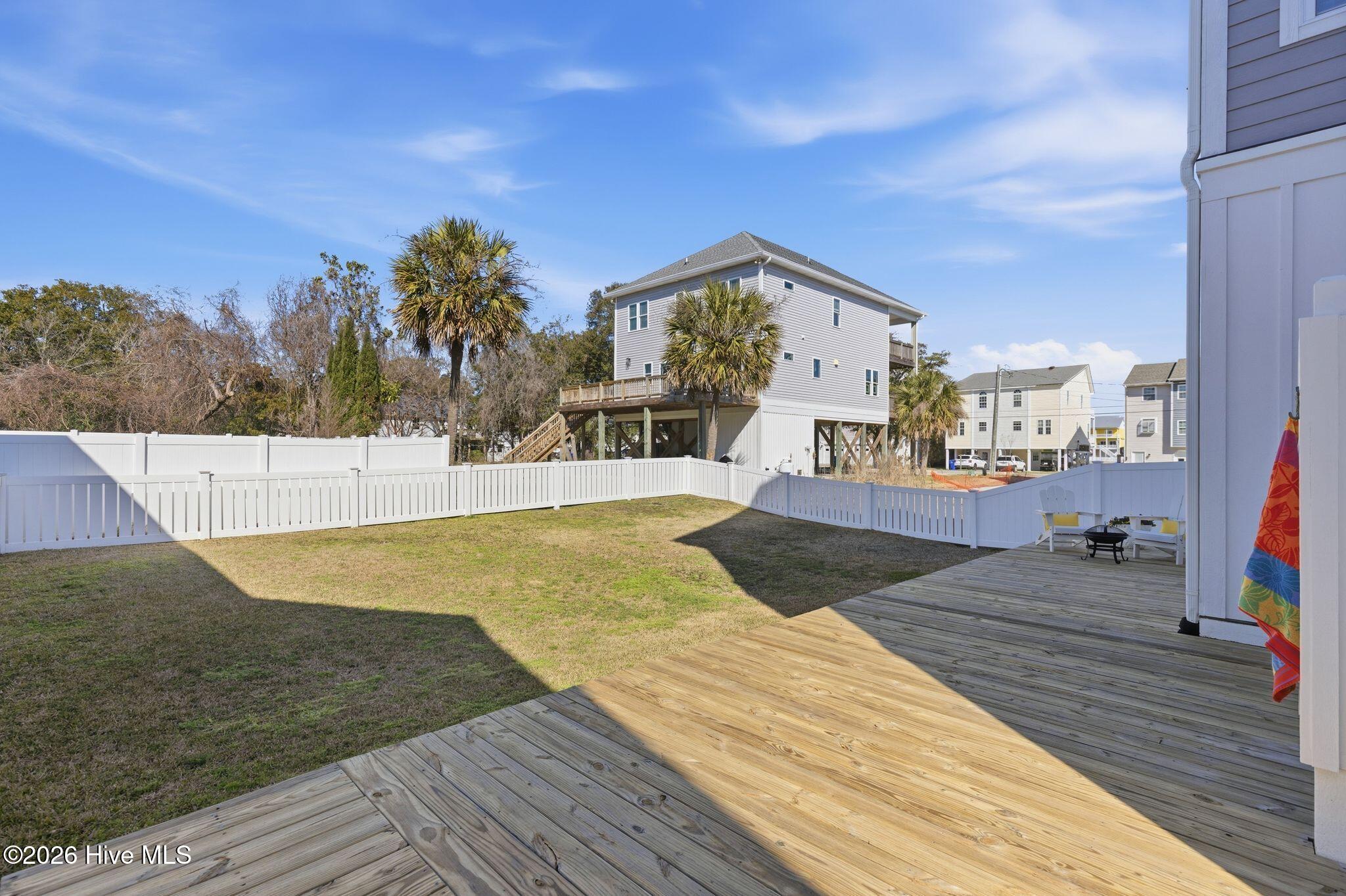 100559655 | Photo 57