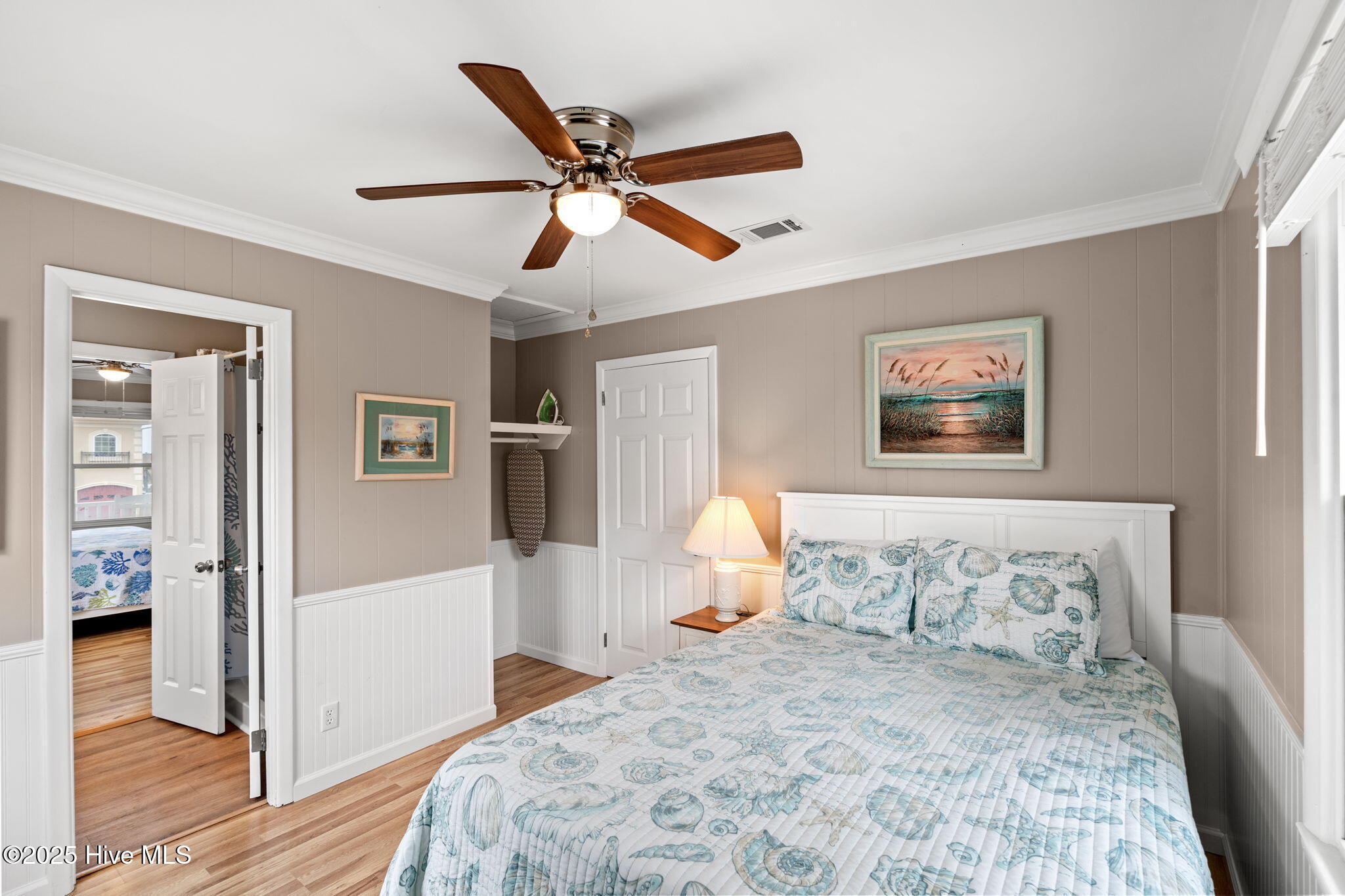 100542968 | Photo 11