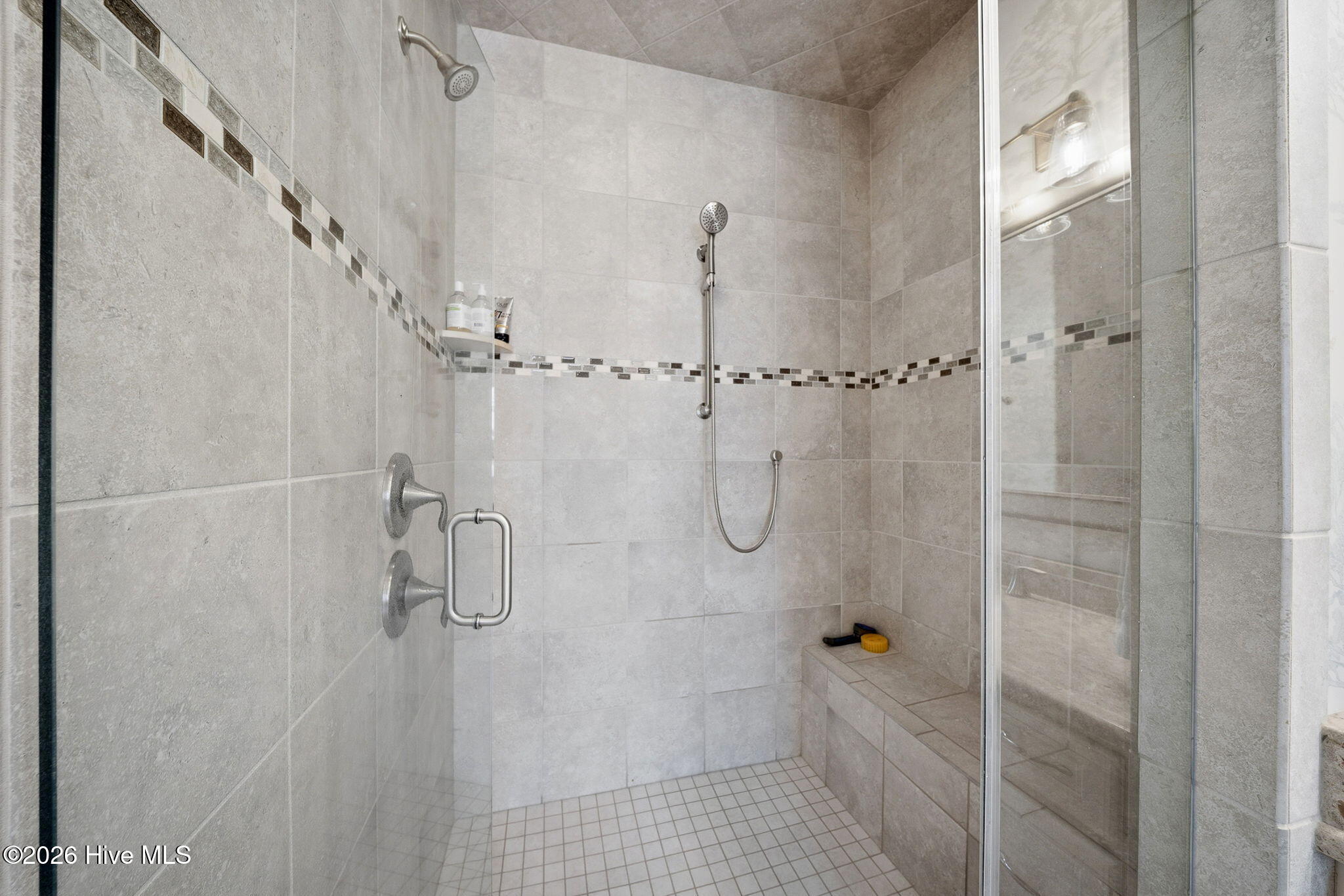 100554353 | Photo 31