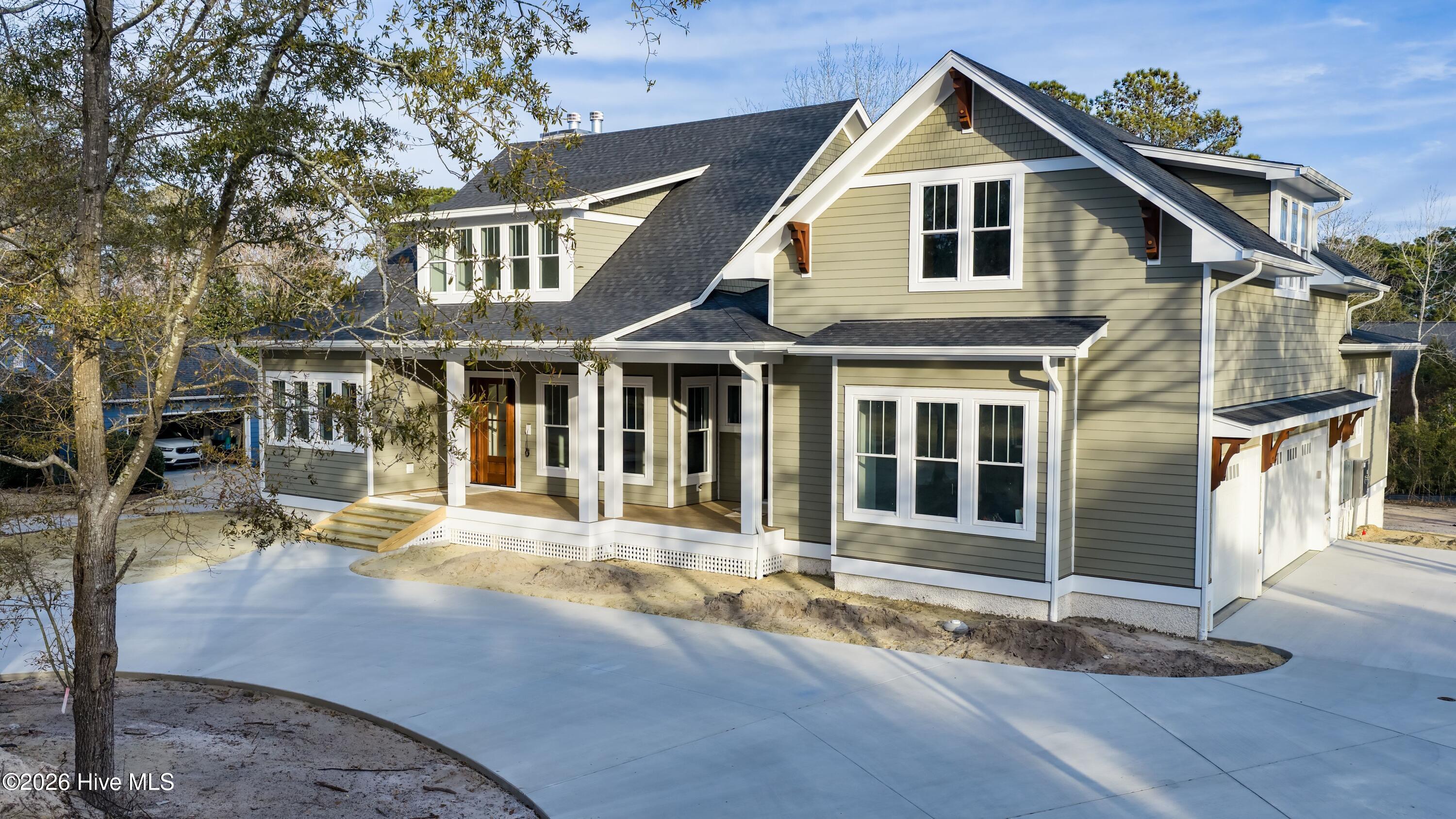 100553648 | Photo 59