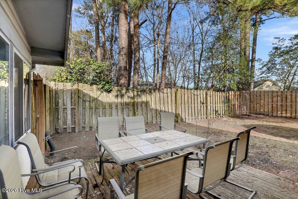 100556294 | Photo 26