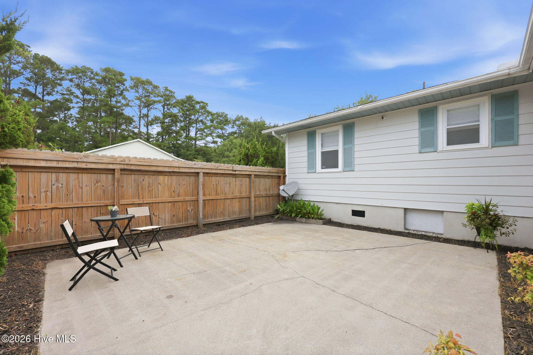2610 W Forest Drive,Newport