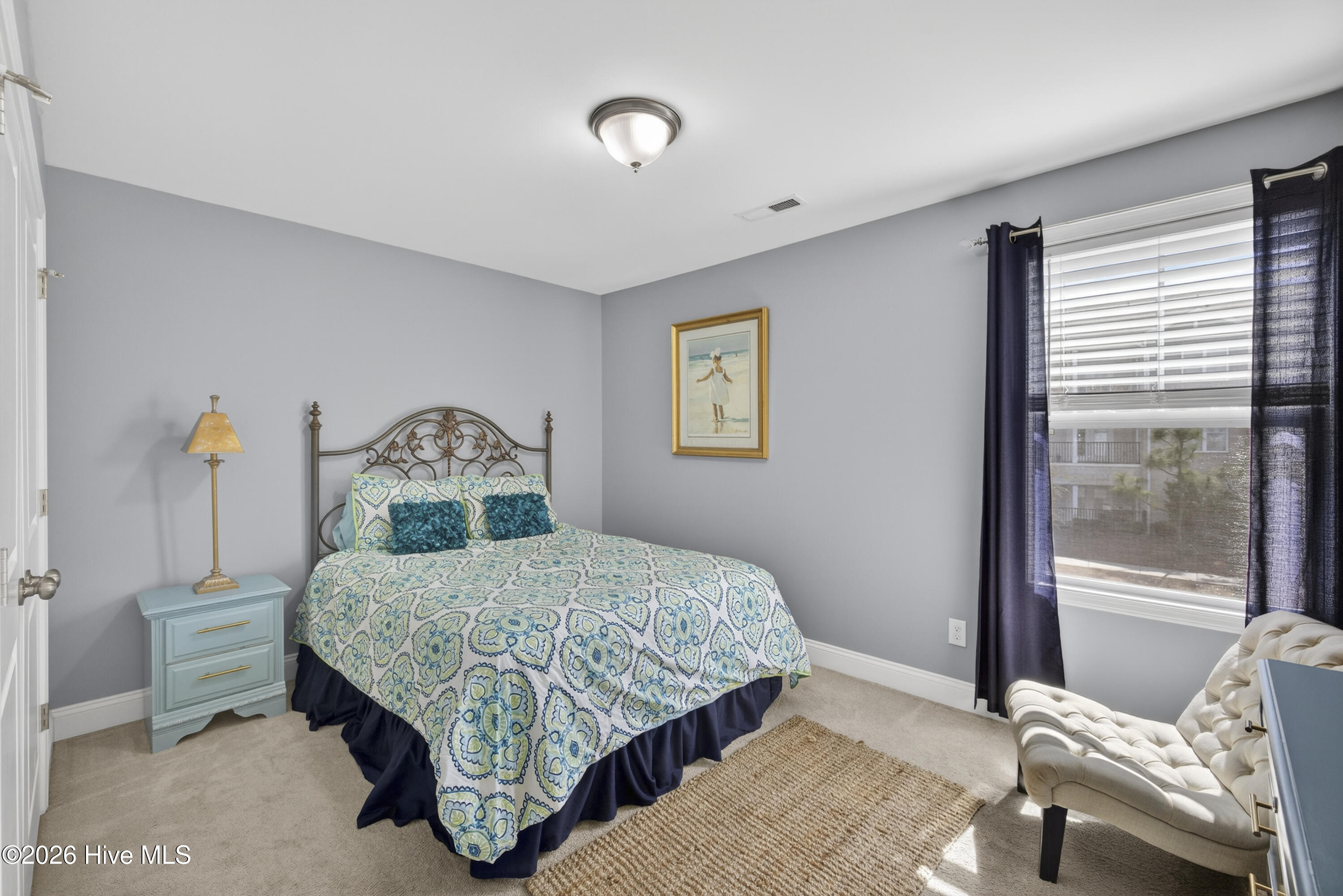 100569203 | Photo 22