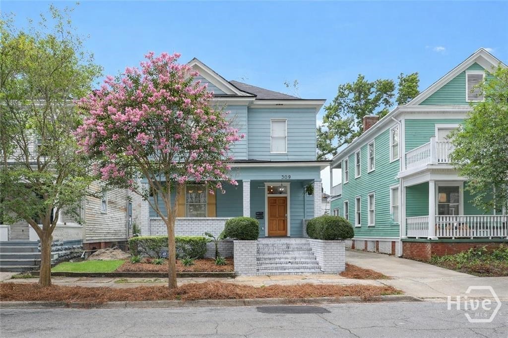 Single family home for sale at 309 W 33rd Street, Savannah, GA 31401 | MLS# SA364795