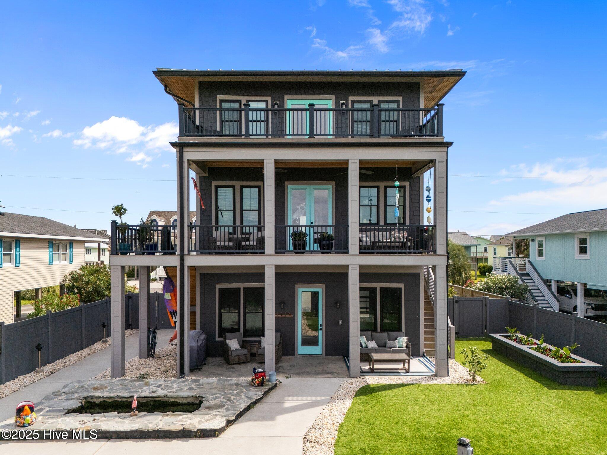 100514029 | Photo 55